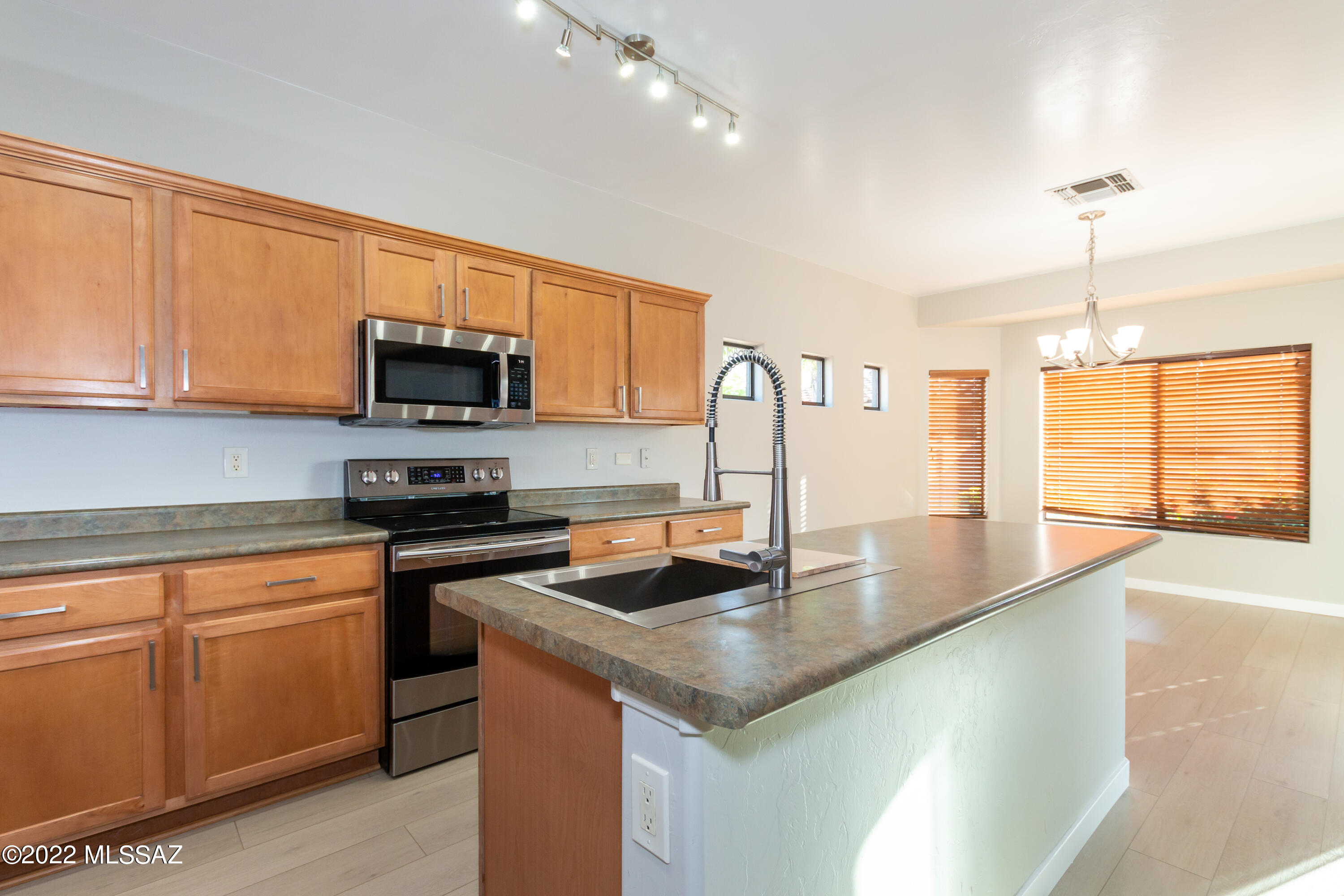 Continental Reserve Block 9 (1-165) - Residential Lease