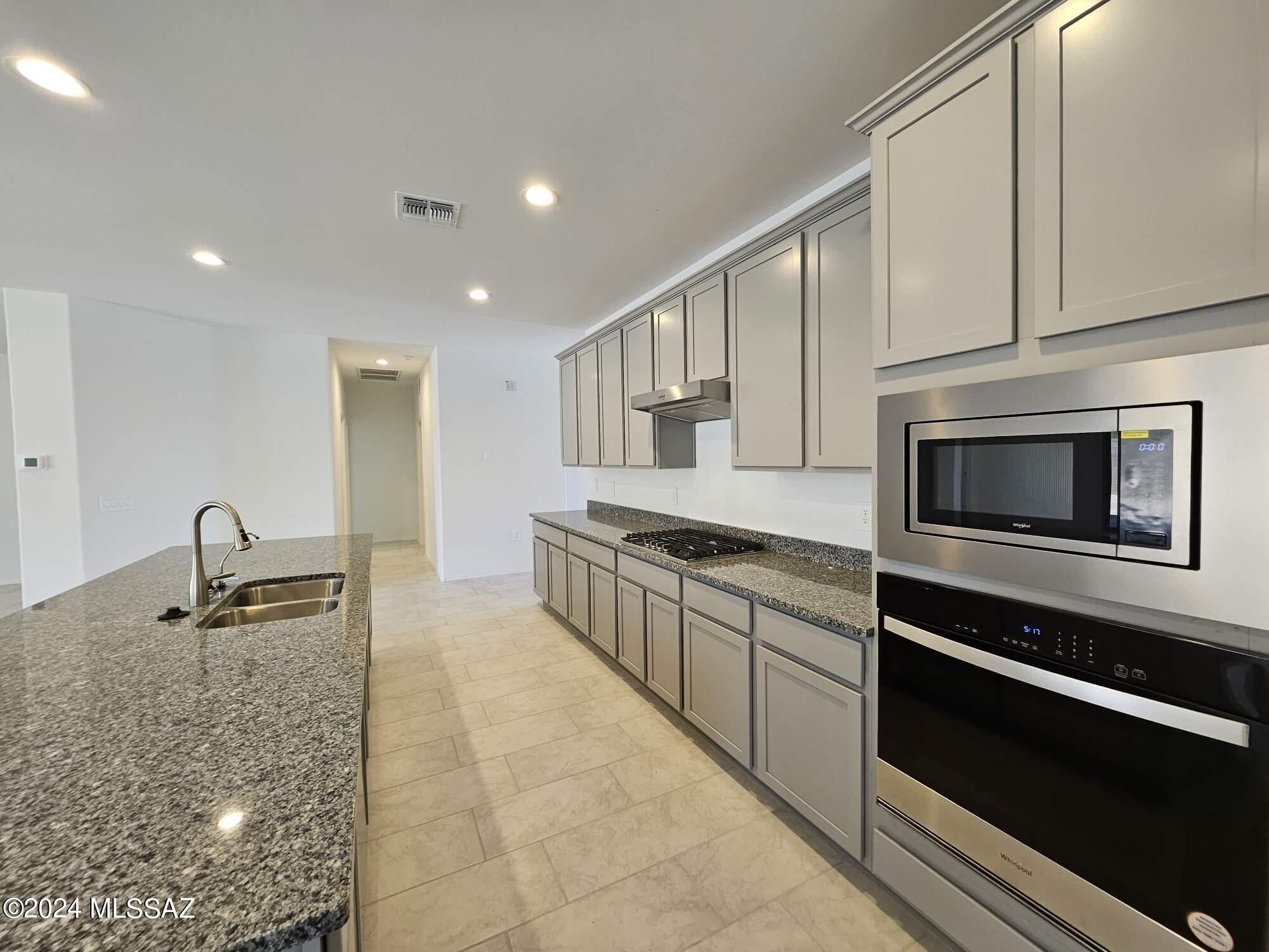 Saguaro Bloom 7A - Residential