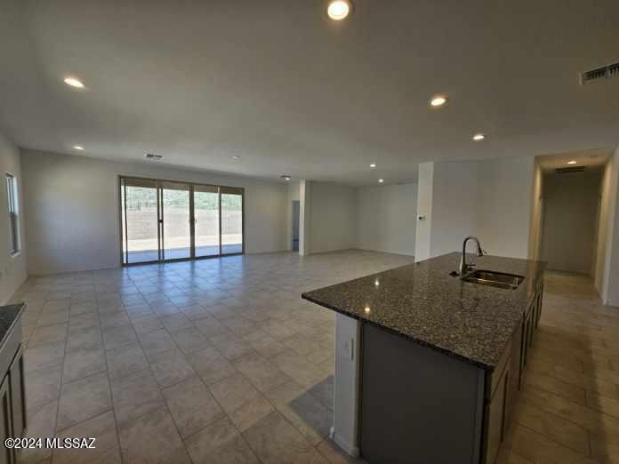 Saguaro Bloom 7A - Residential