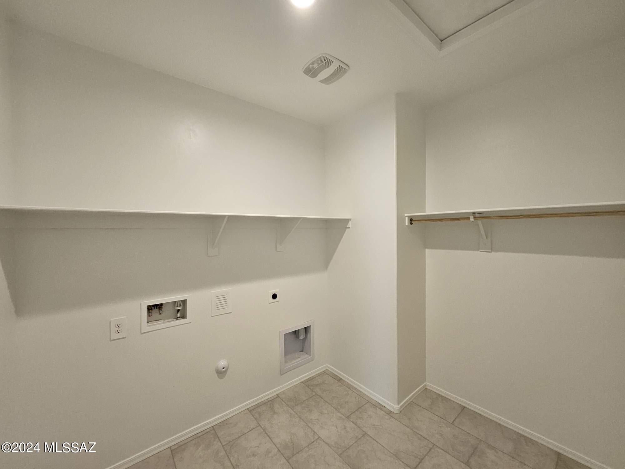Saguaro Bloom 7A - Residential