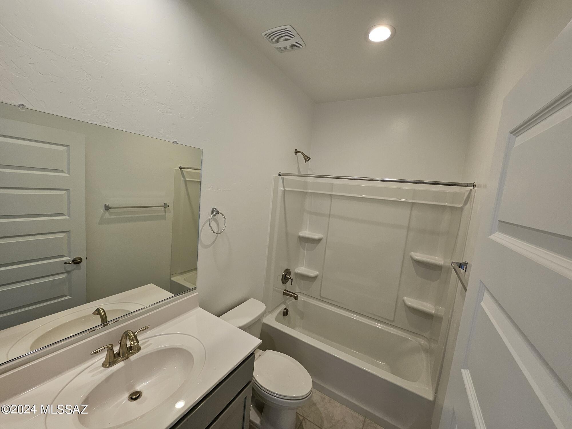 Saguaro Bloom 7A - Residential