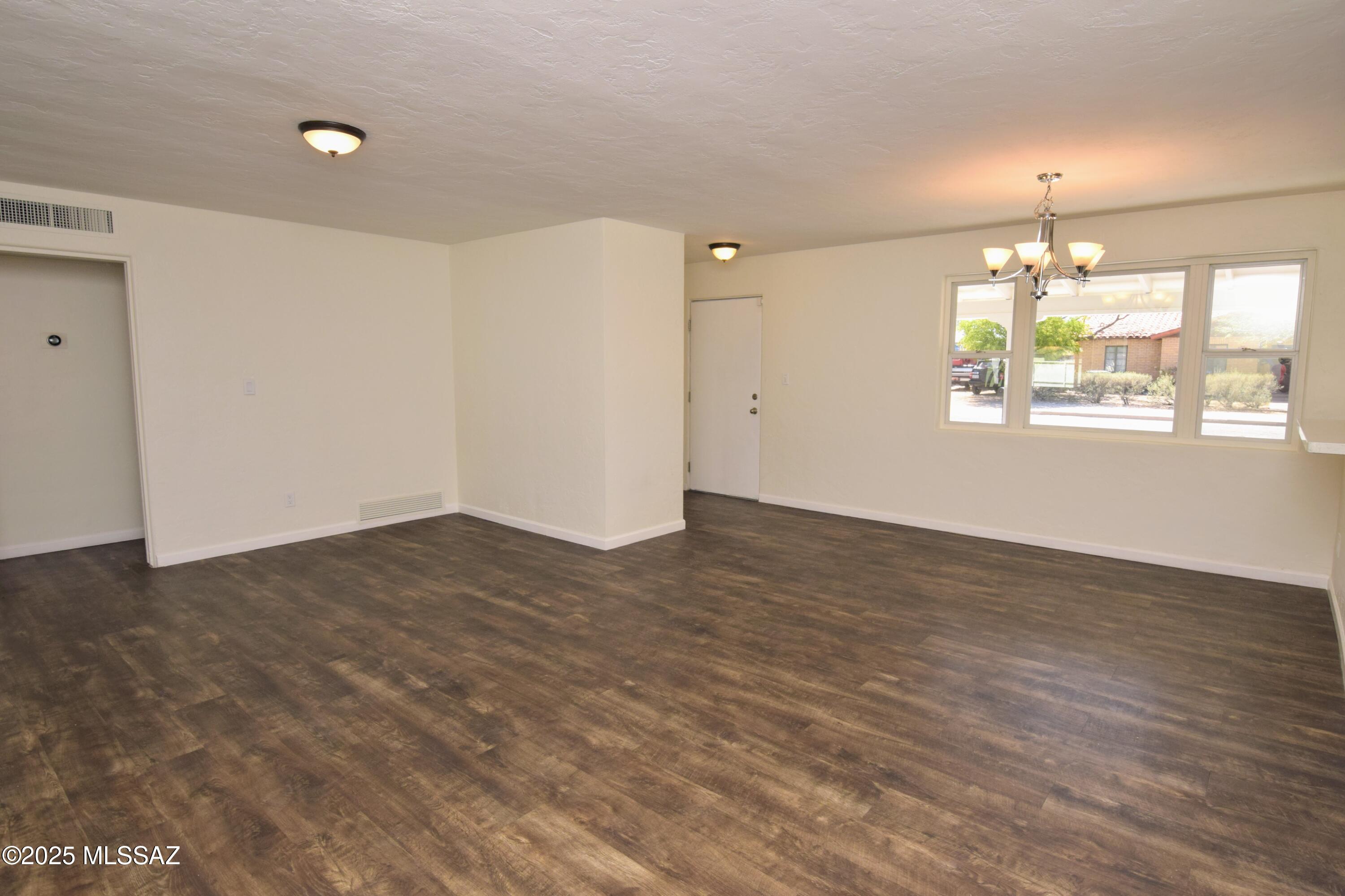 Frontier Village Amended - Residential Lease