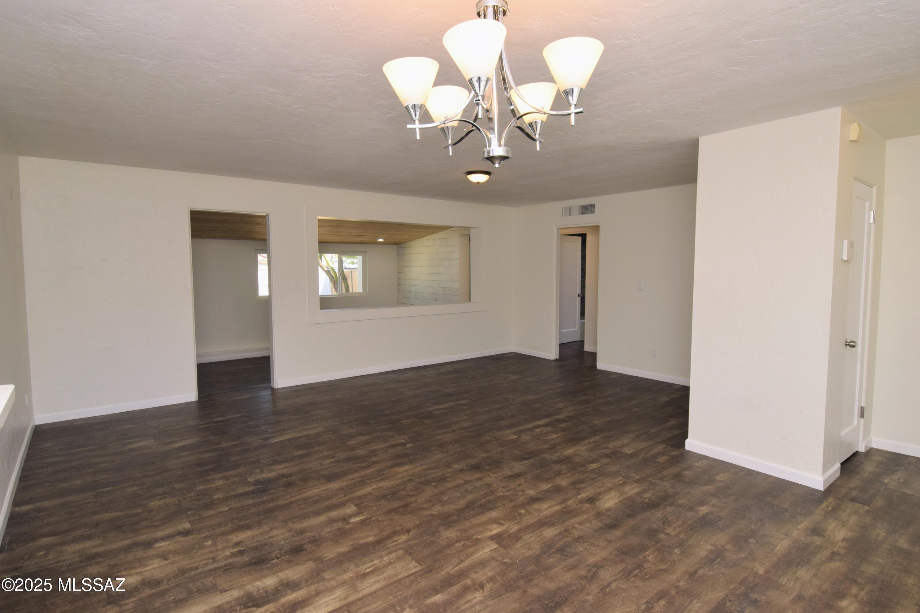 Frontier Village Amended - Residential Lease