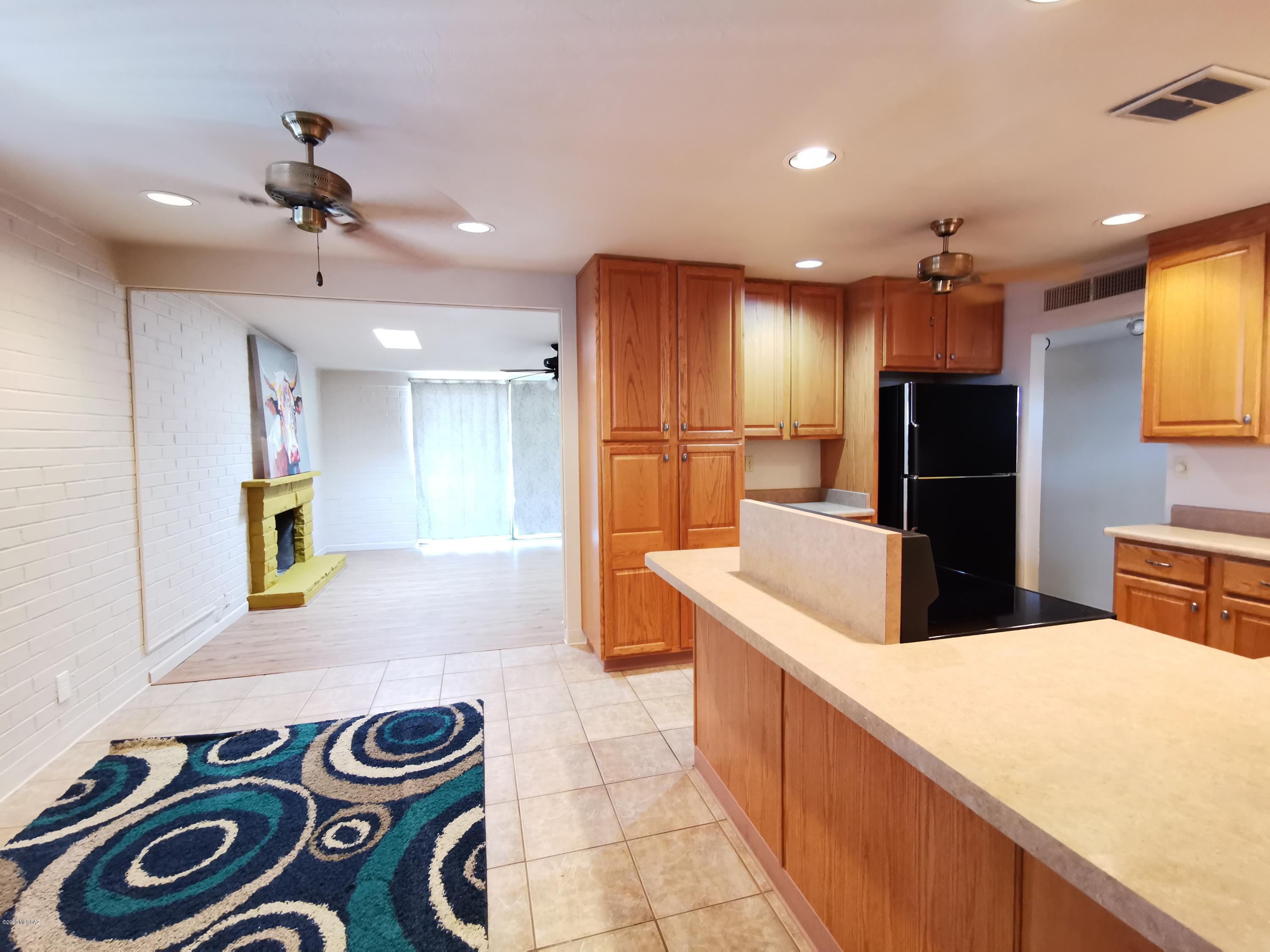Lakeside NO. 1 (1-165) - Residential Lease