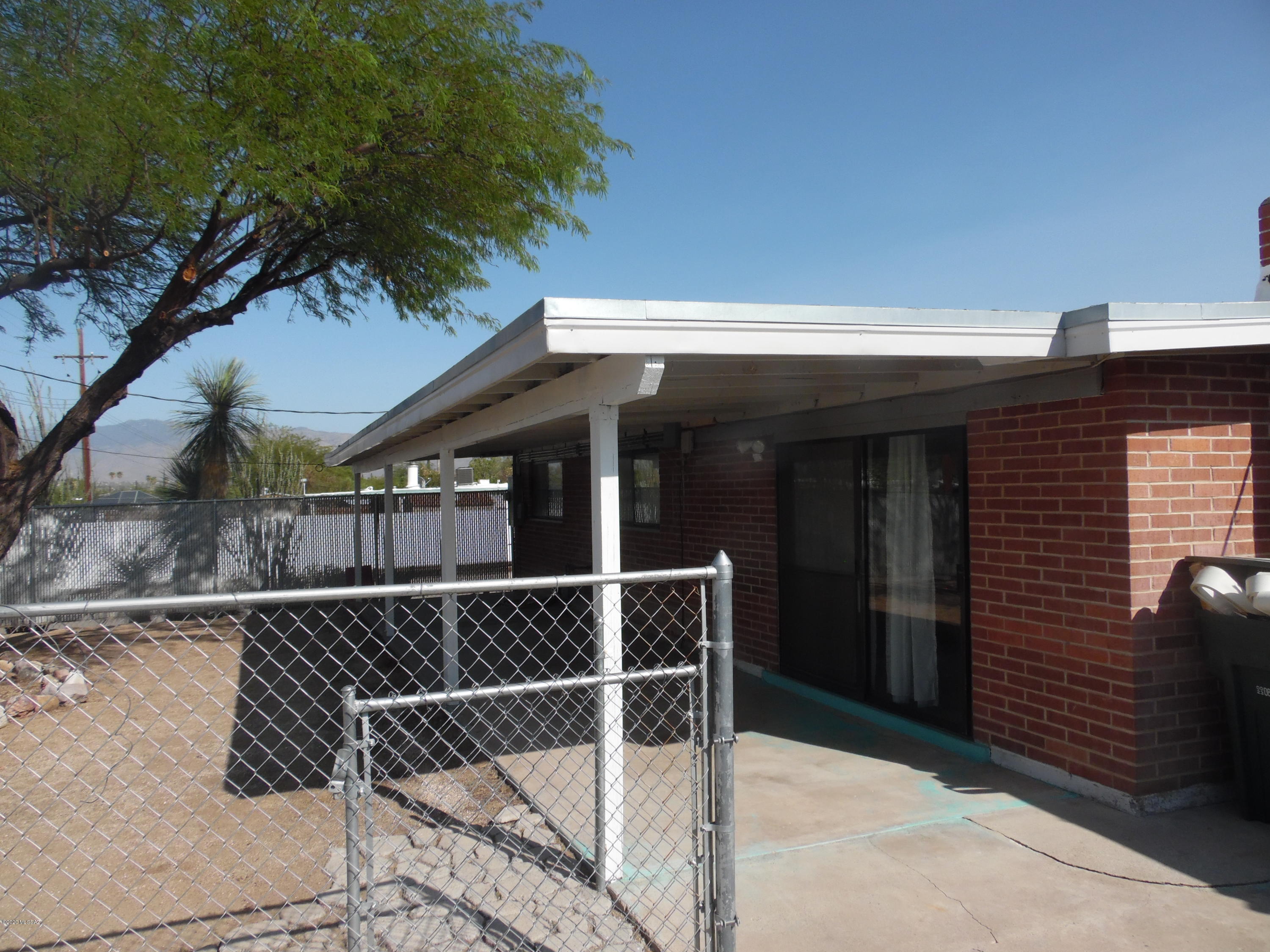 Lakeside NO. 1 (1-165) - Residential Lease