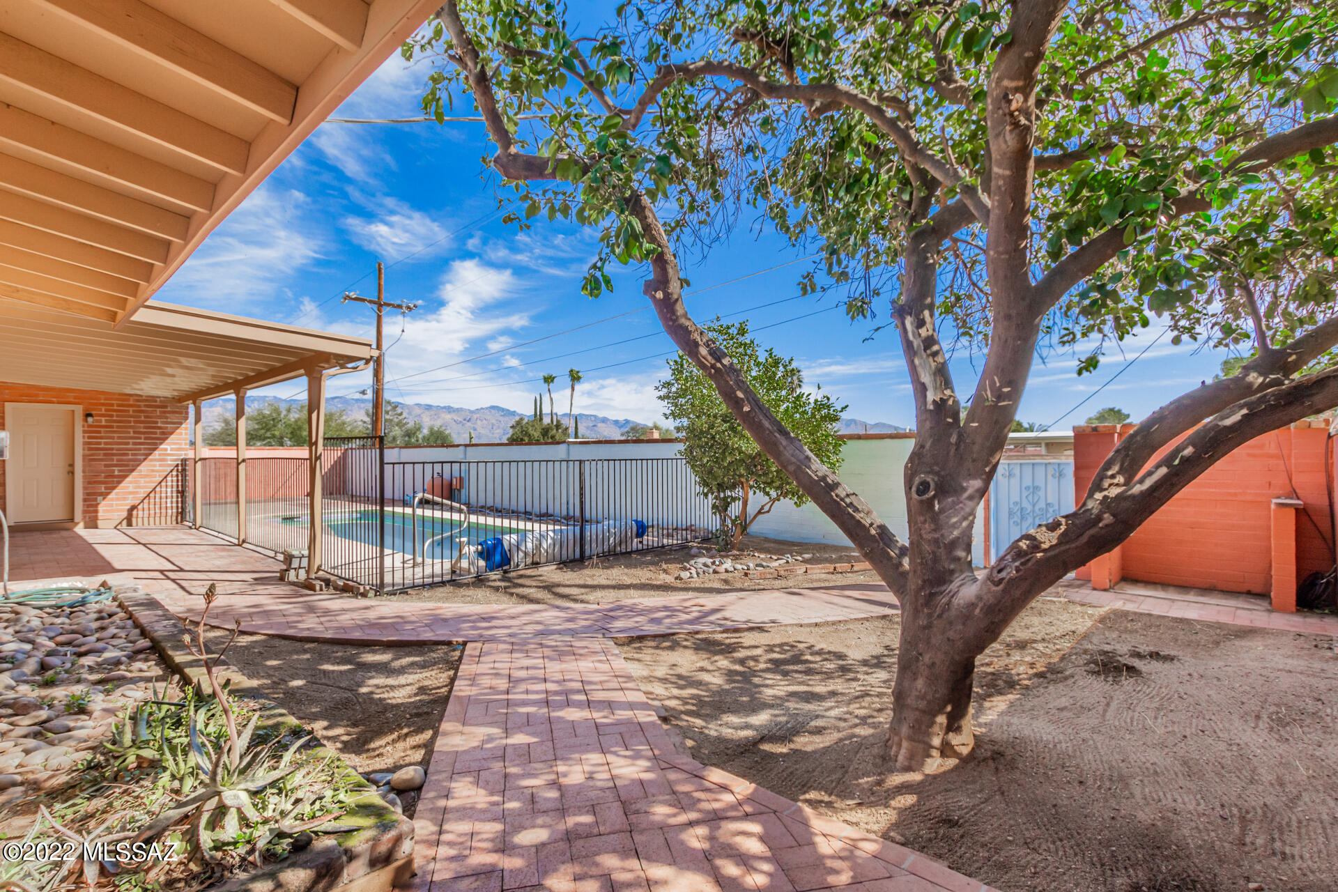 Eastern Hills BLKS 1  2  3 - Residential