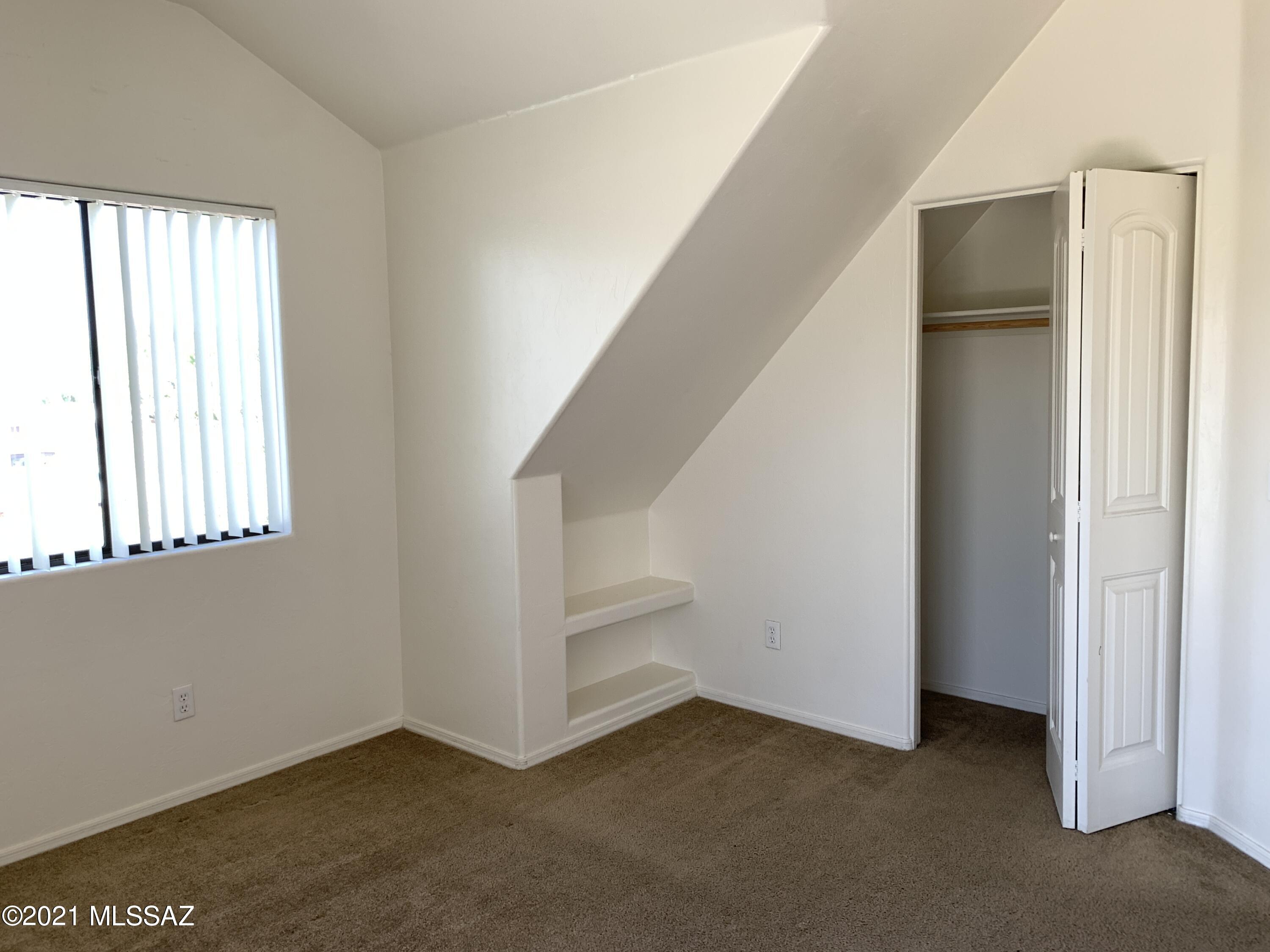 Presidio NO. 2 (1-15) - Residential Lease