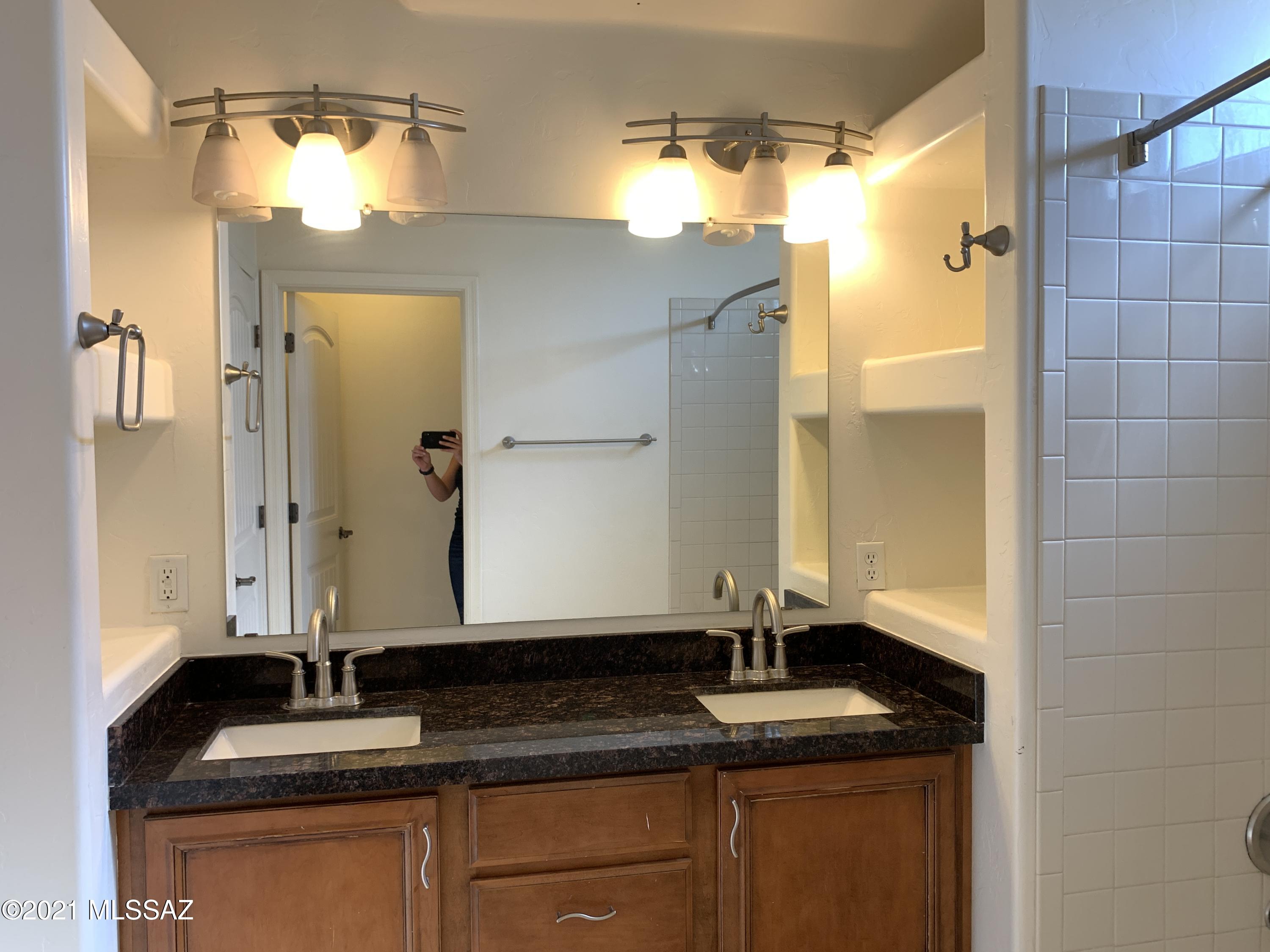 Presidio NO. 2 (1-15) - Residential Lease