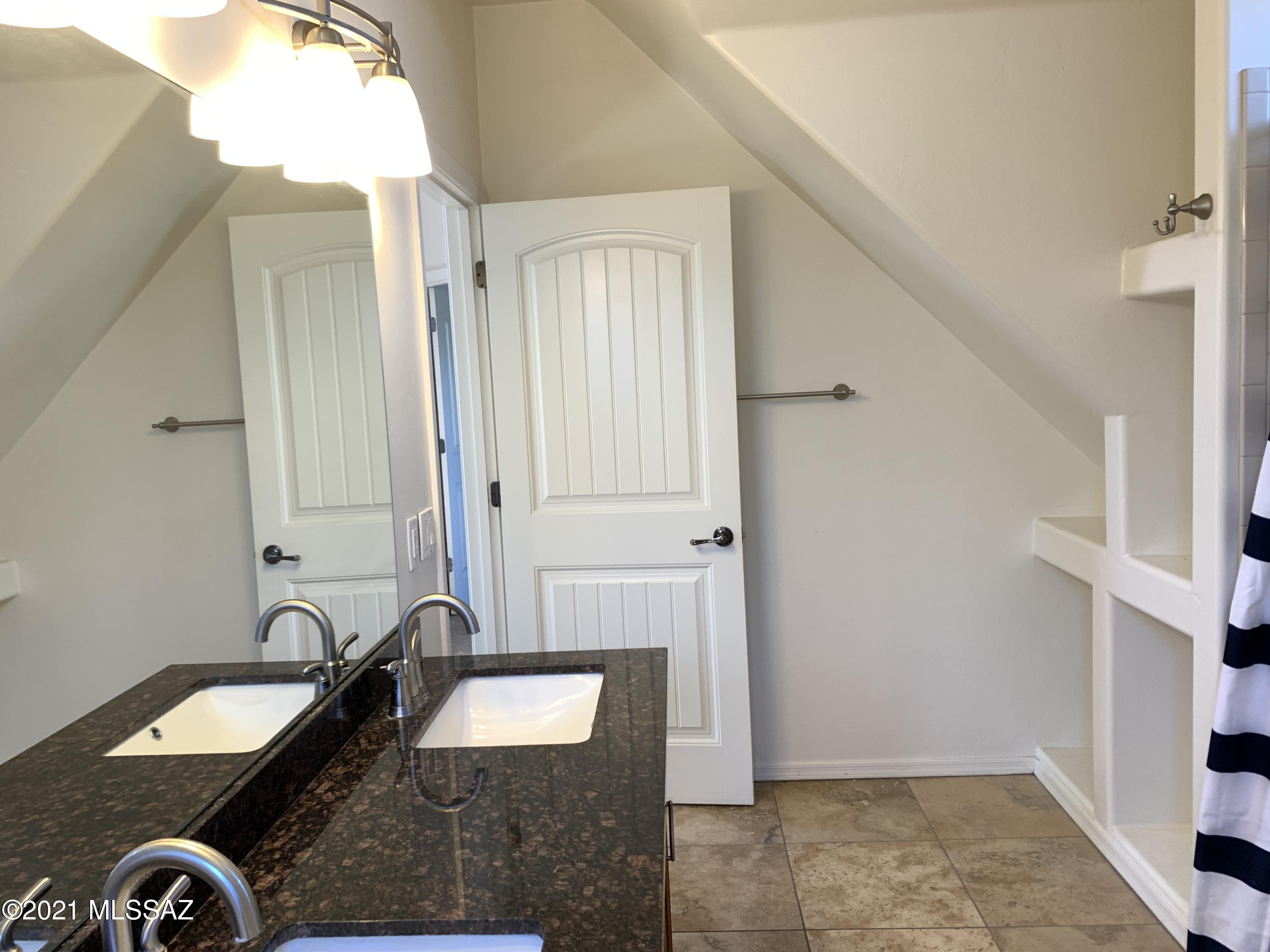 Presidio NO. 2 (1-15) - Residential Lease