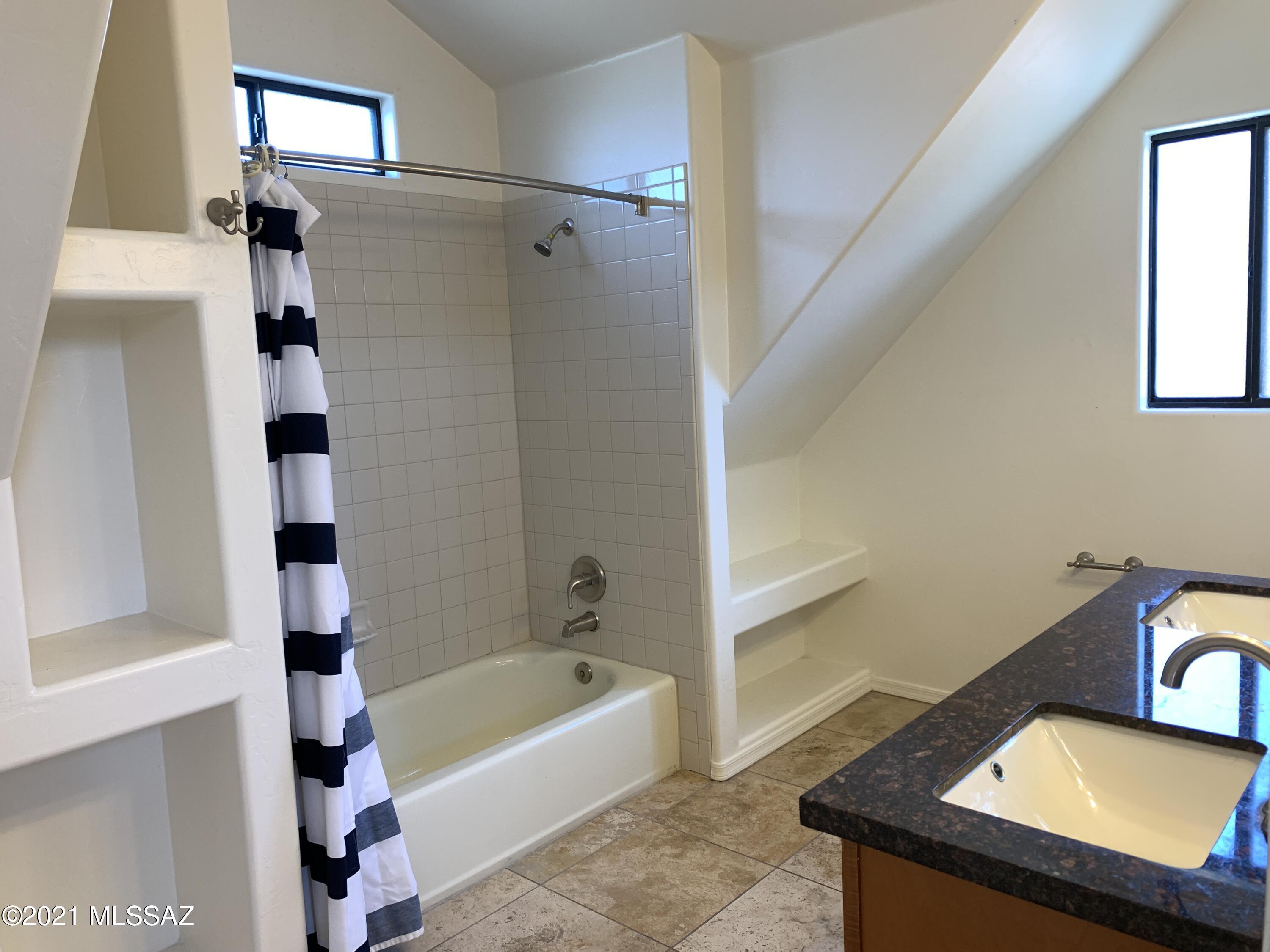 Presidio NO. 2 (1-15) - Residential Lease