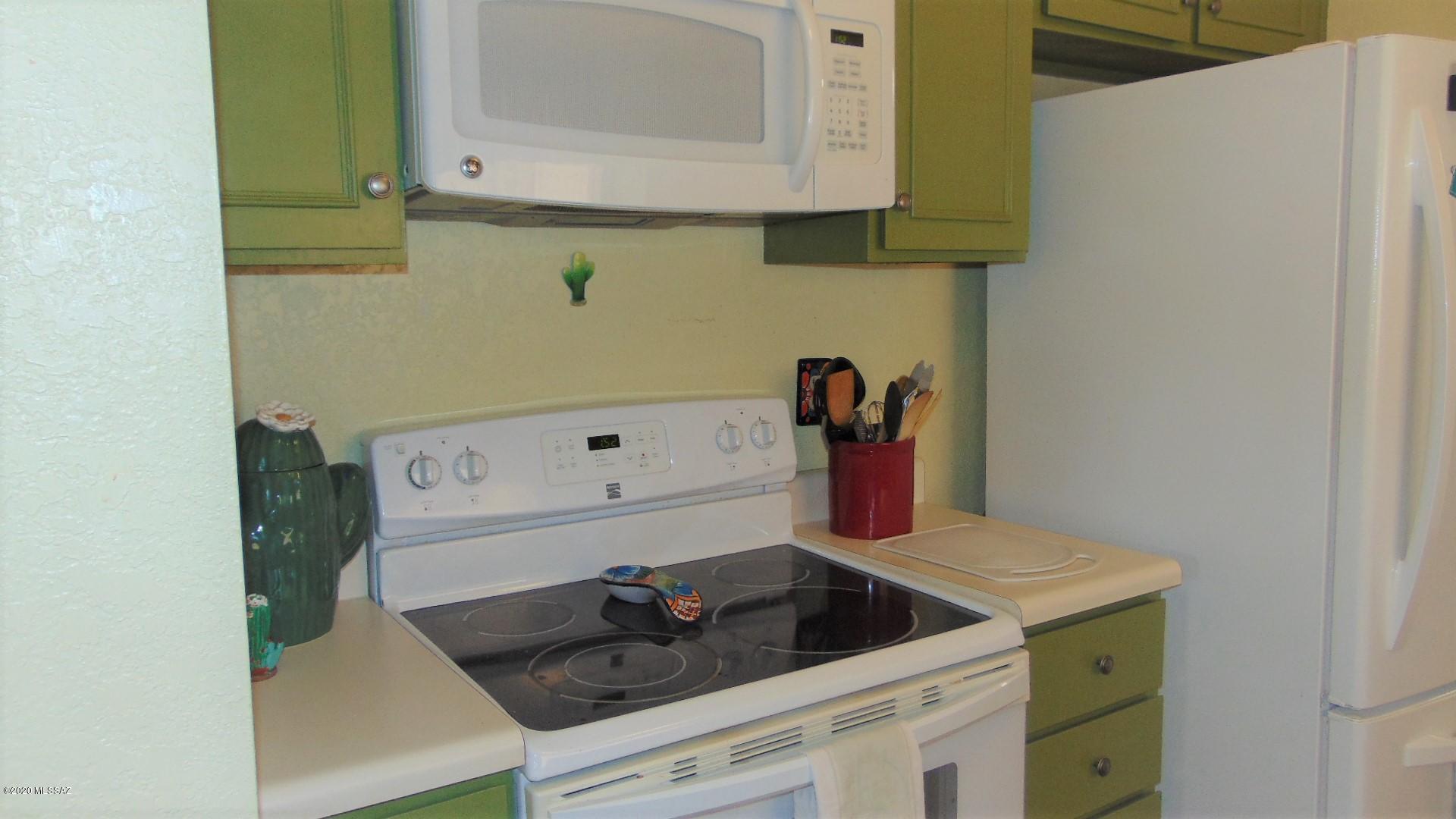 Green Valley Townhouses NO.7(186-385) - Residential Lease