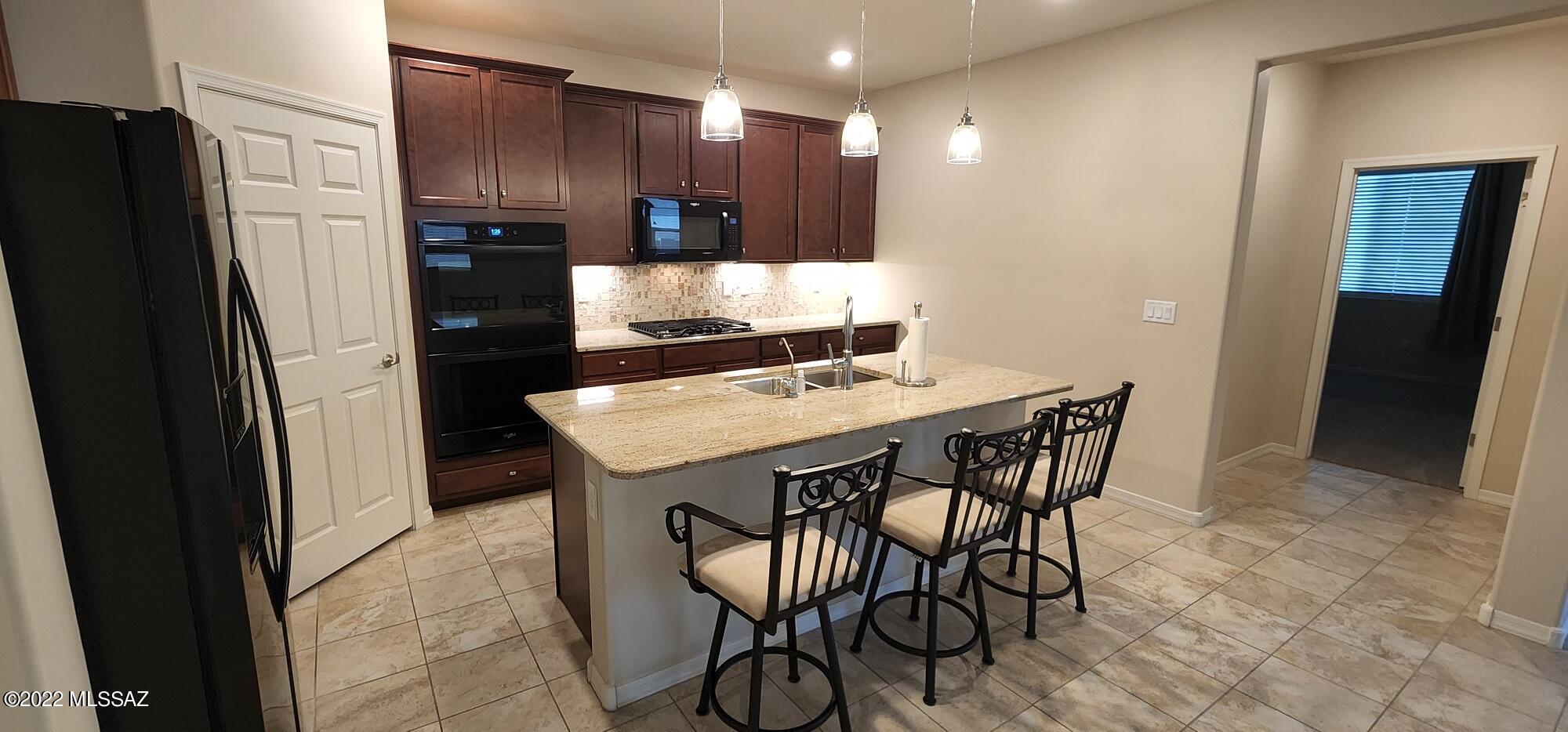 Montaretto Estates - Residential Lease
