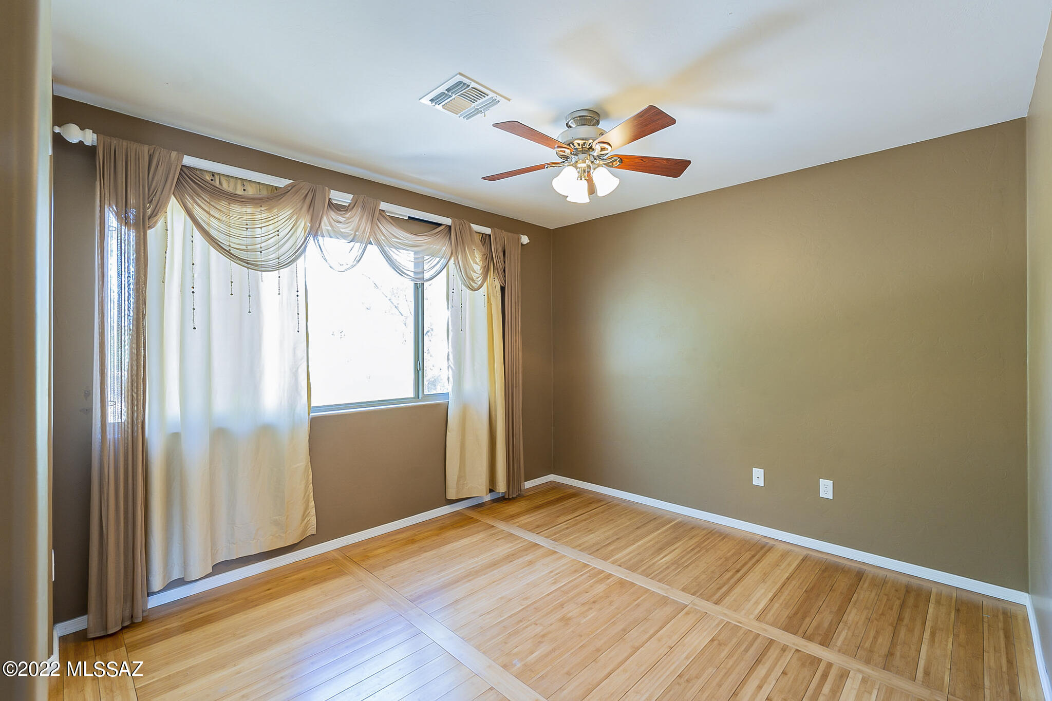 Tangerine Terrace (1-105) - Residential