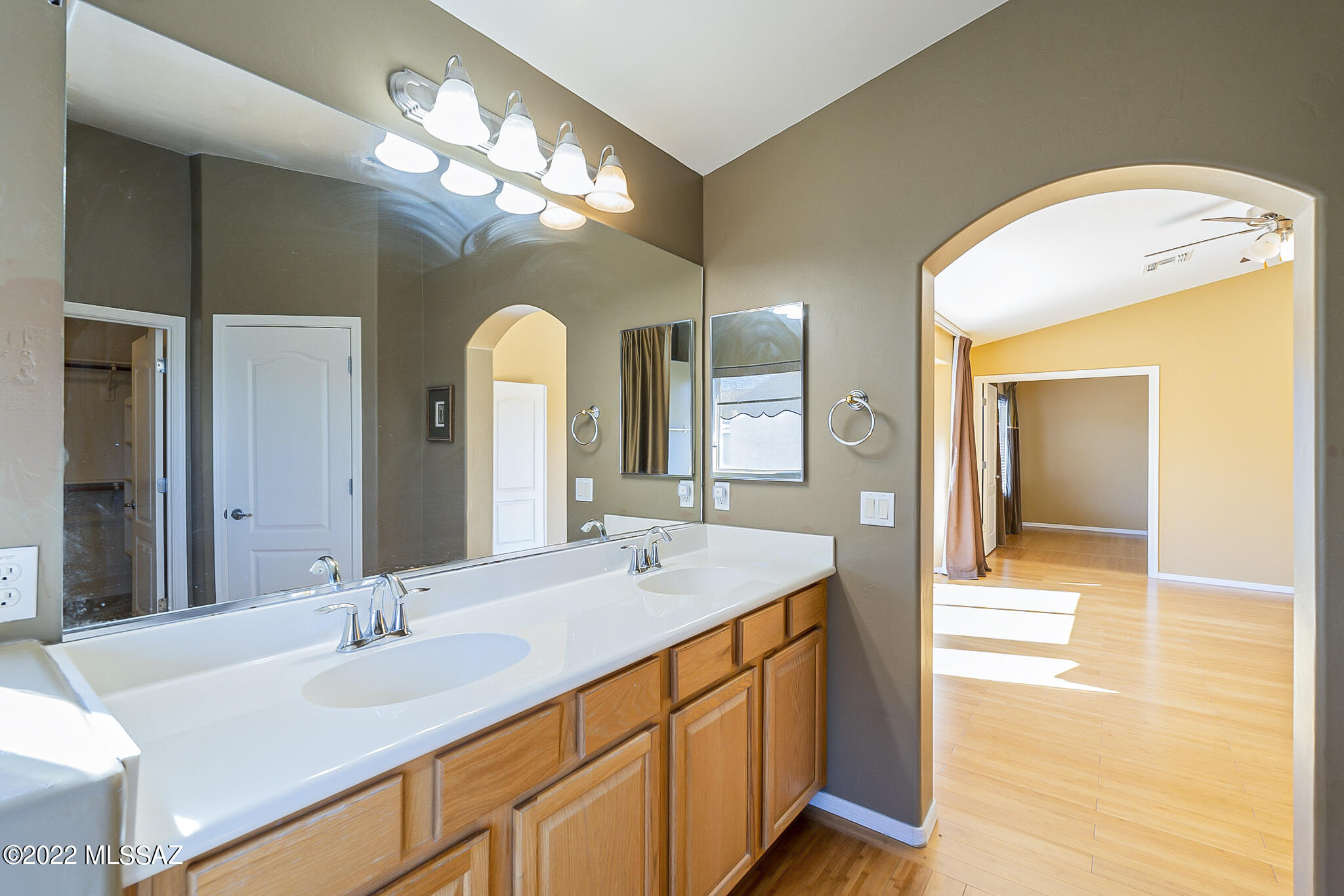 Tangerine Terrace (1-105) - Residential
