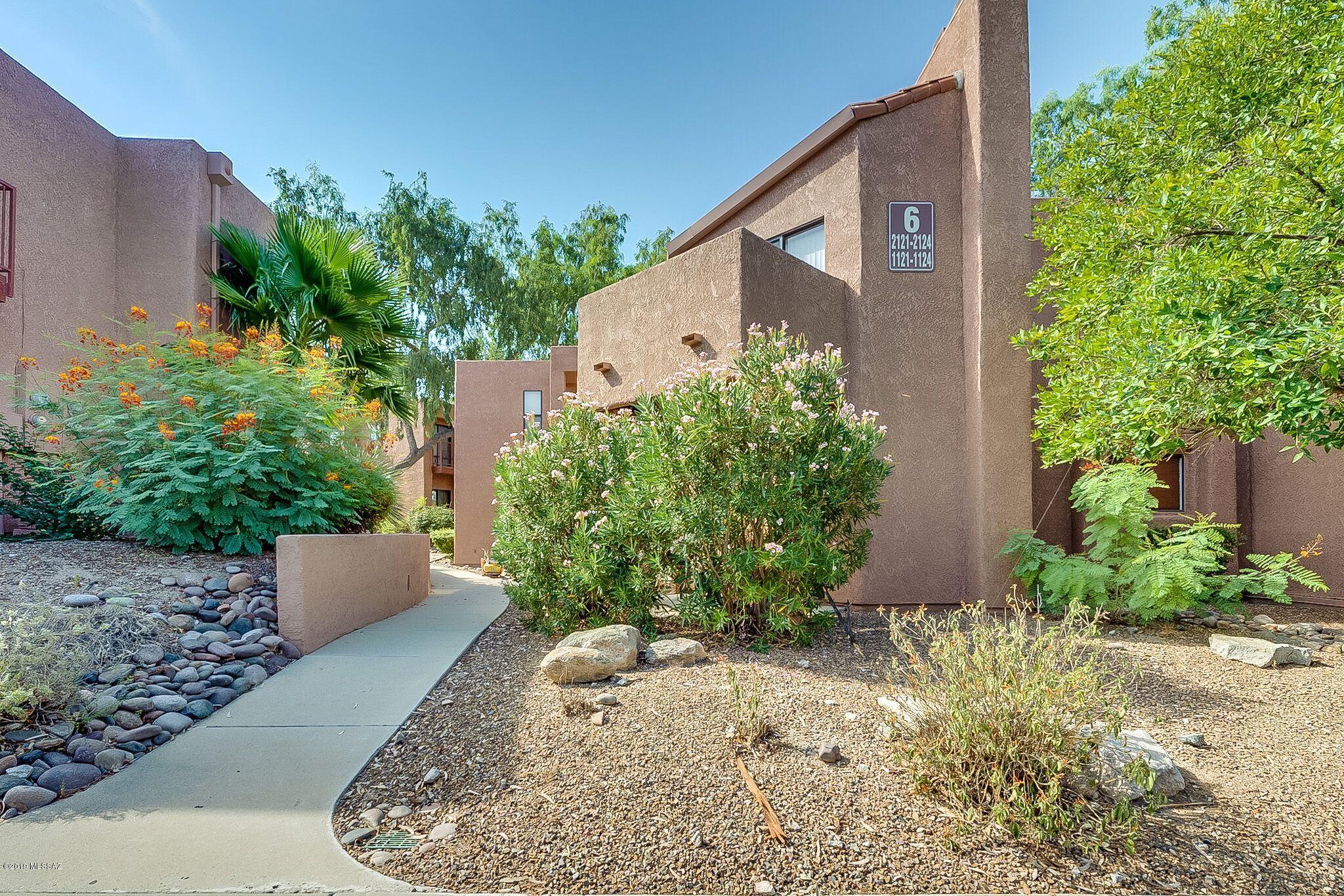 Ventana Vista Condominiums - Residential