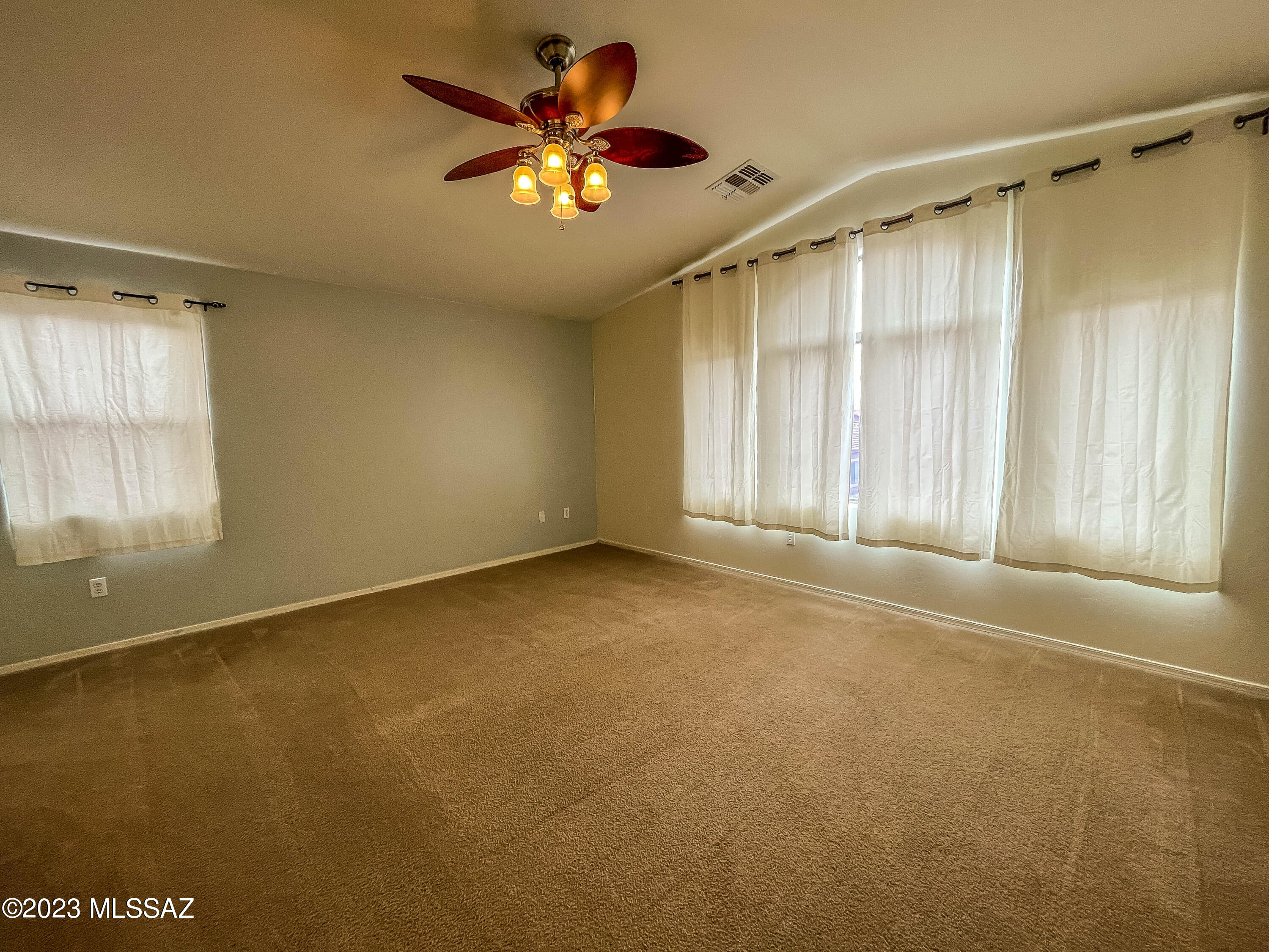 Madera Highlands Villages 11-14 & 16-23 - Residential Lease