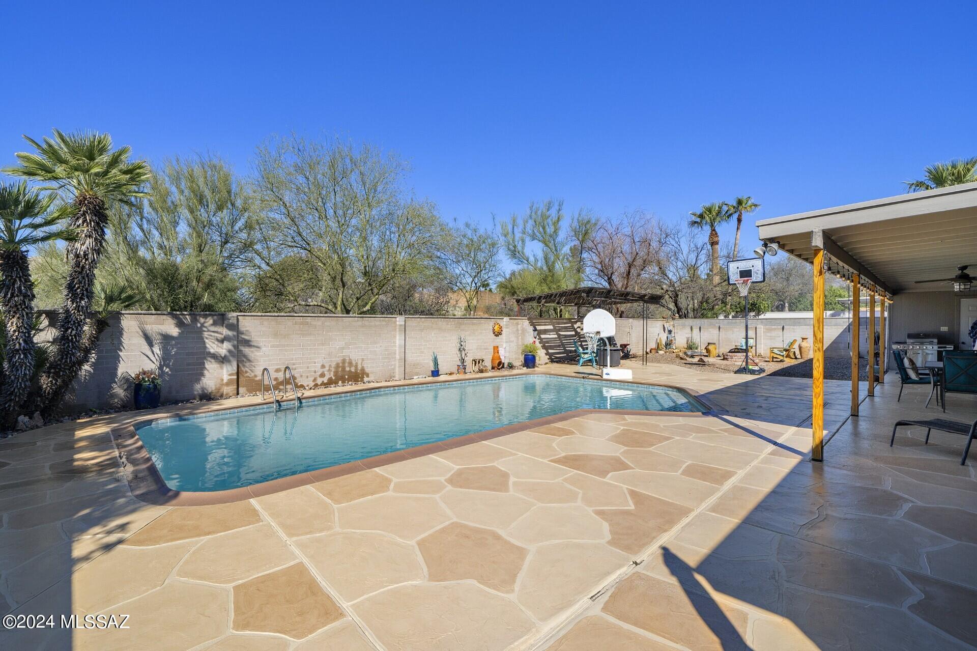 Sabino Vista NO. 4 (1-31) - Residential