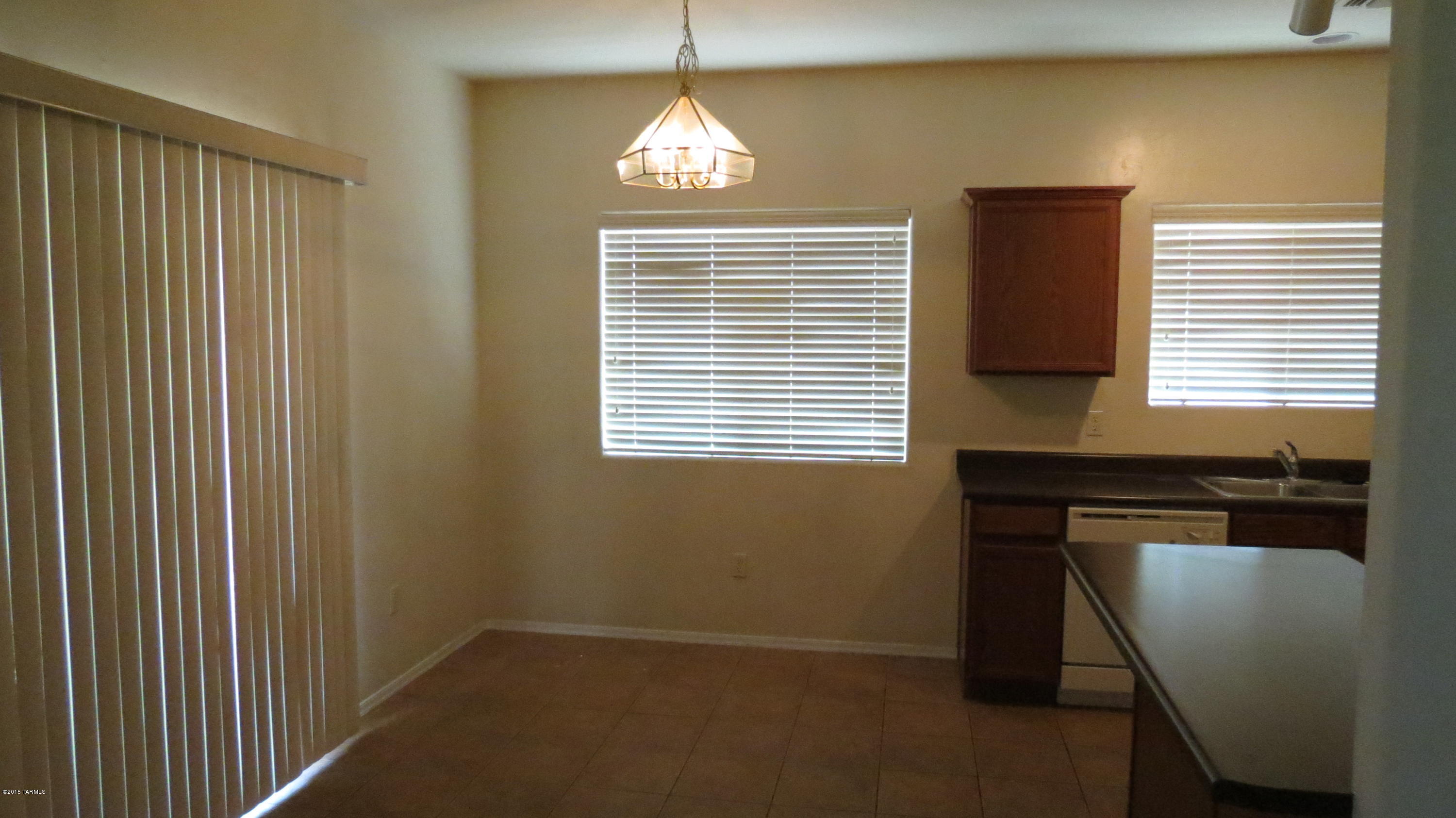 Riverside Crossing (1-133) - Residential Lease