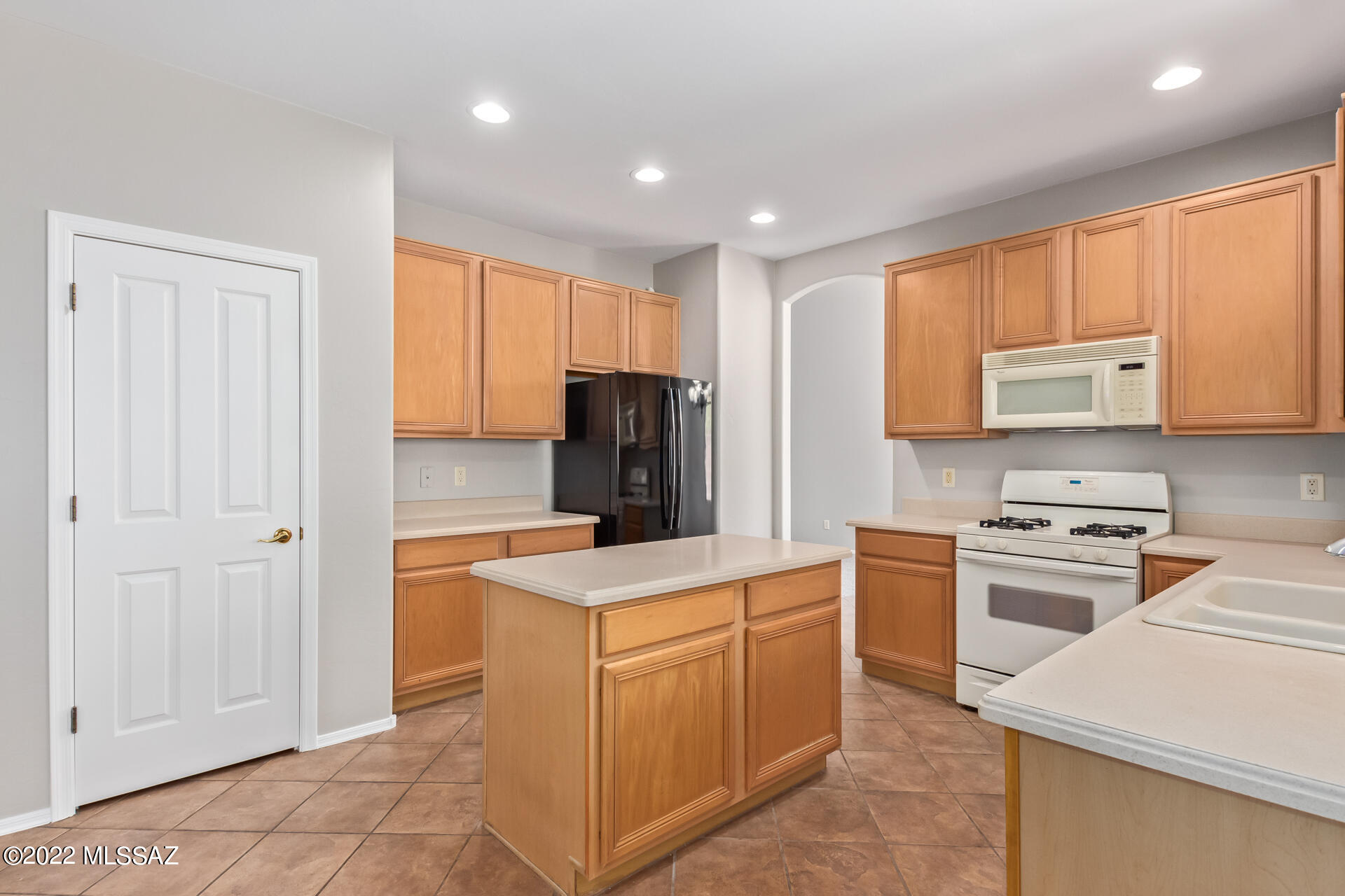 Sabino Mountain (1-290) - Residential
