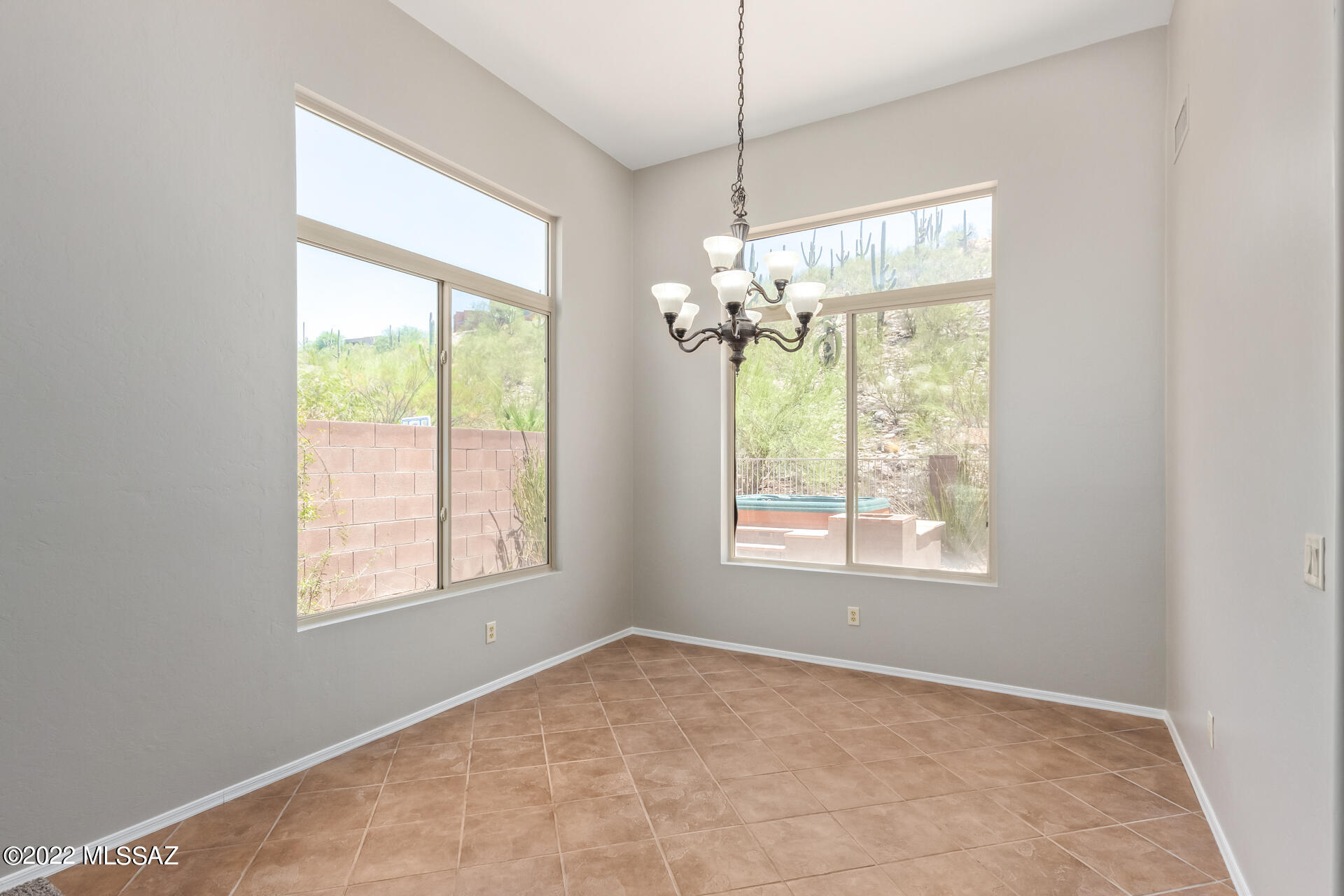 Sabino Mountain (1-290) - Residential