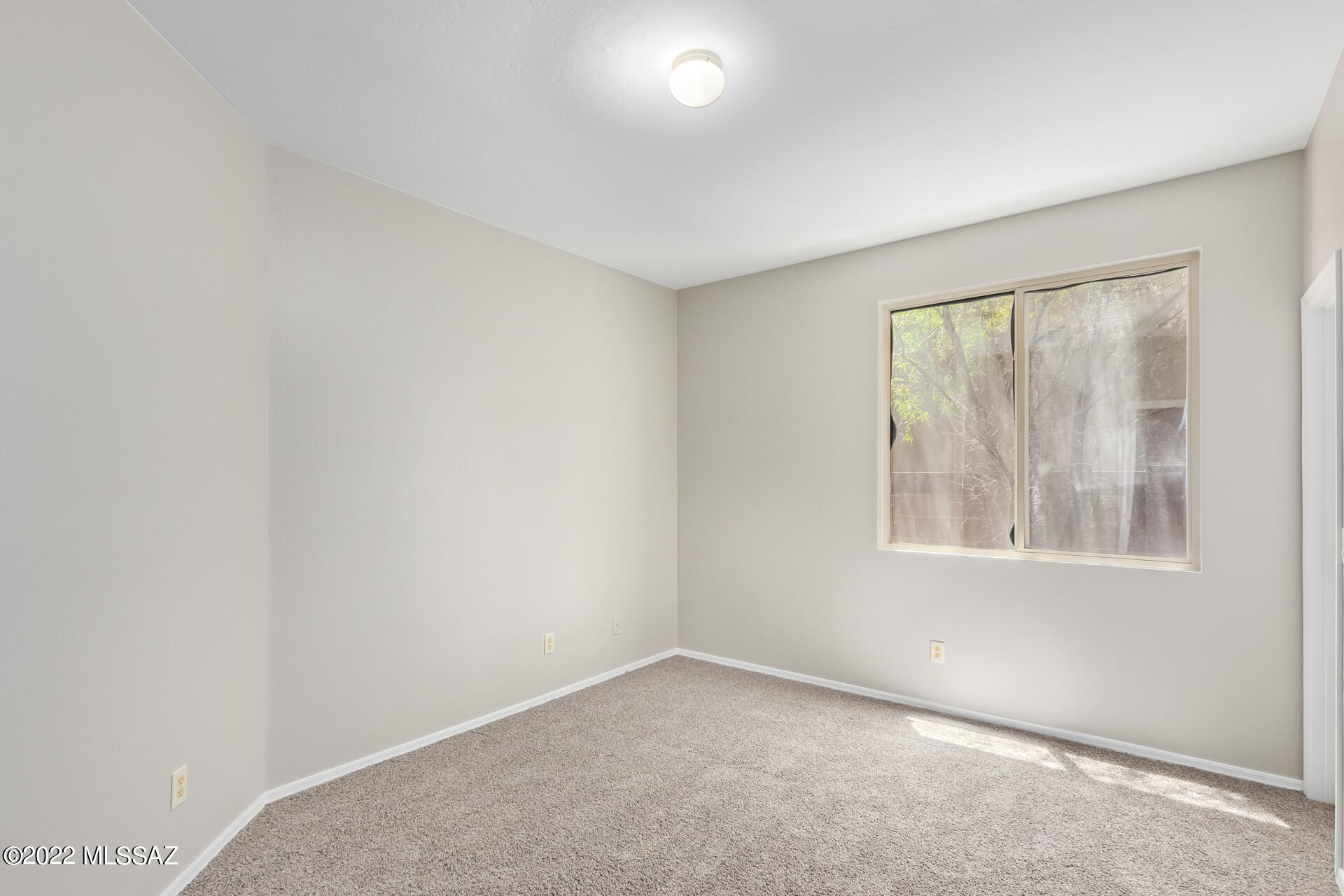 Sabino Mountain (1-290) - Residential