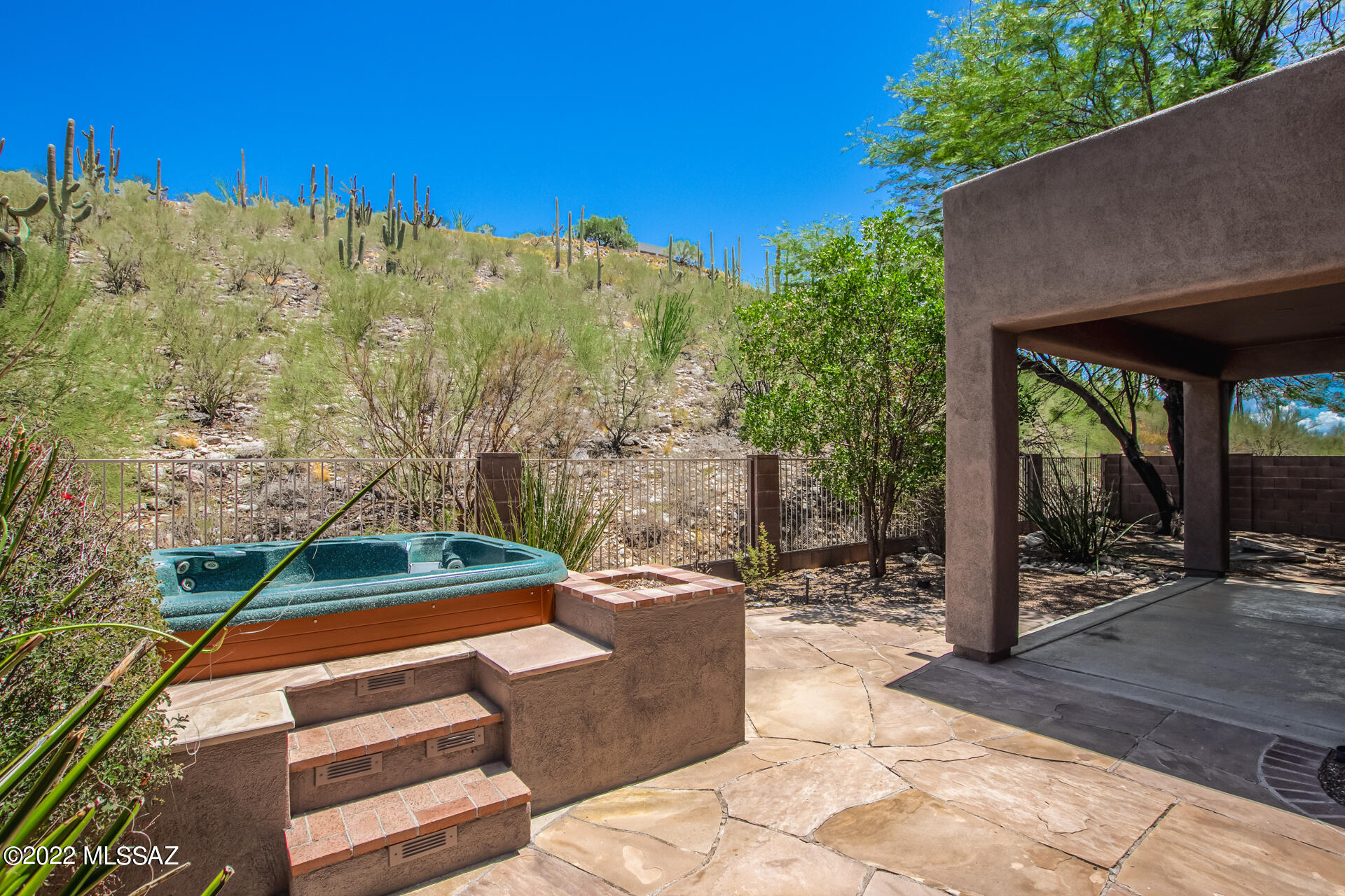 Sabino Mountain (1-290) - Residential