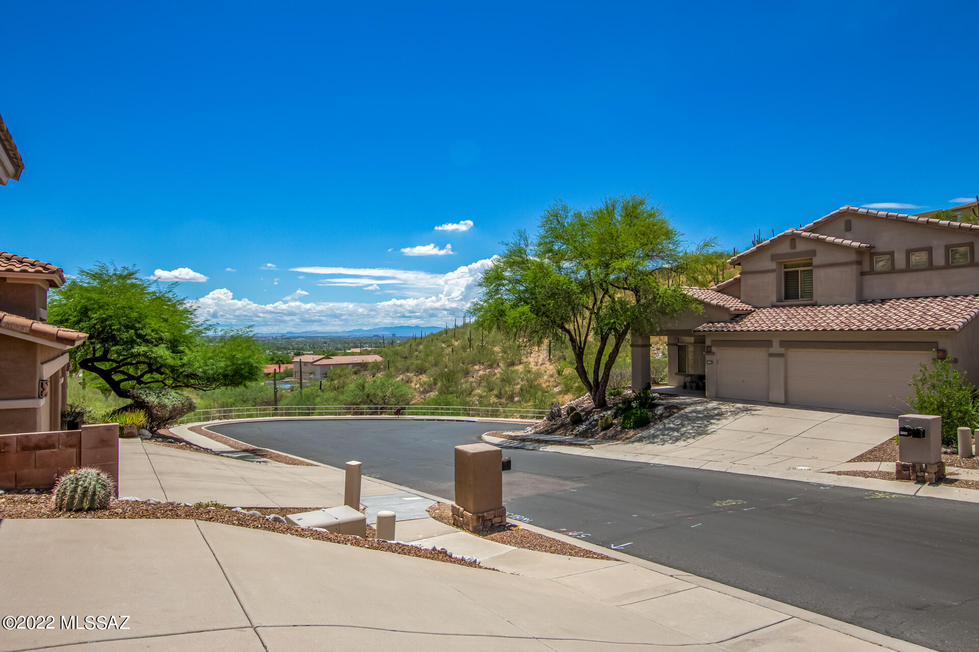 Sabino Mountain (1-290) - Residential