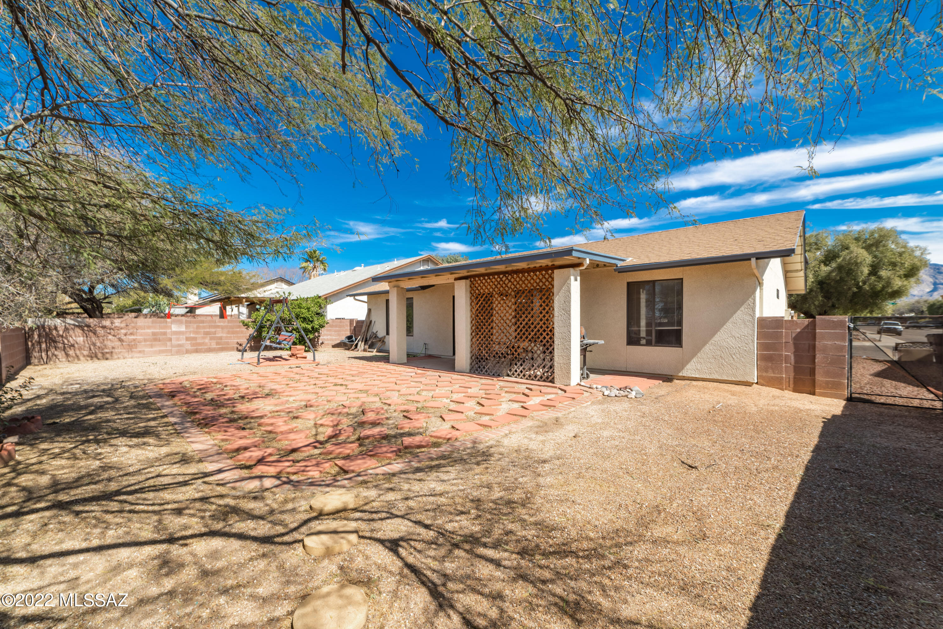 Linda Vista Terrace(1-102) - Residential