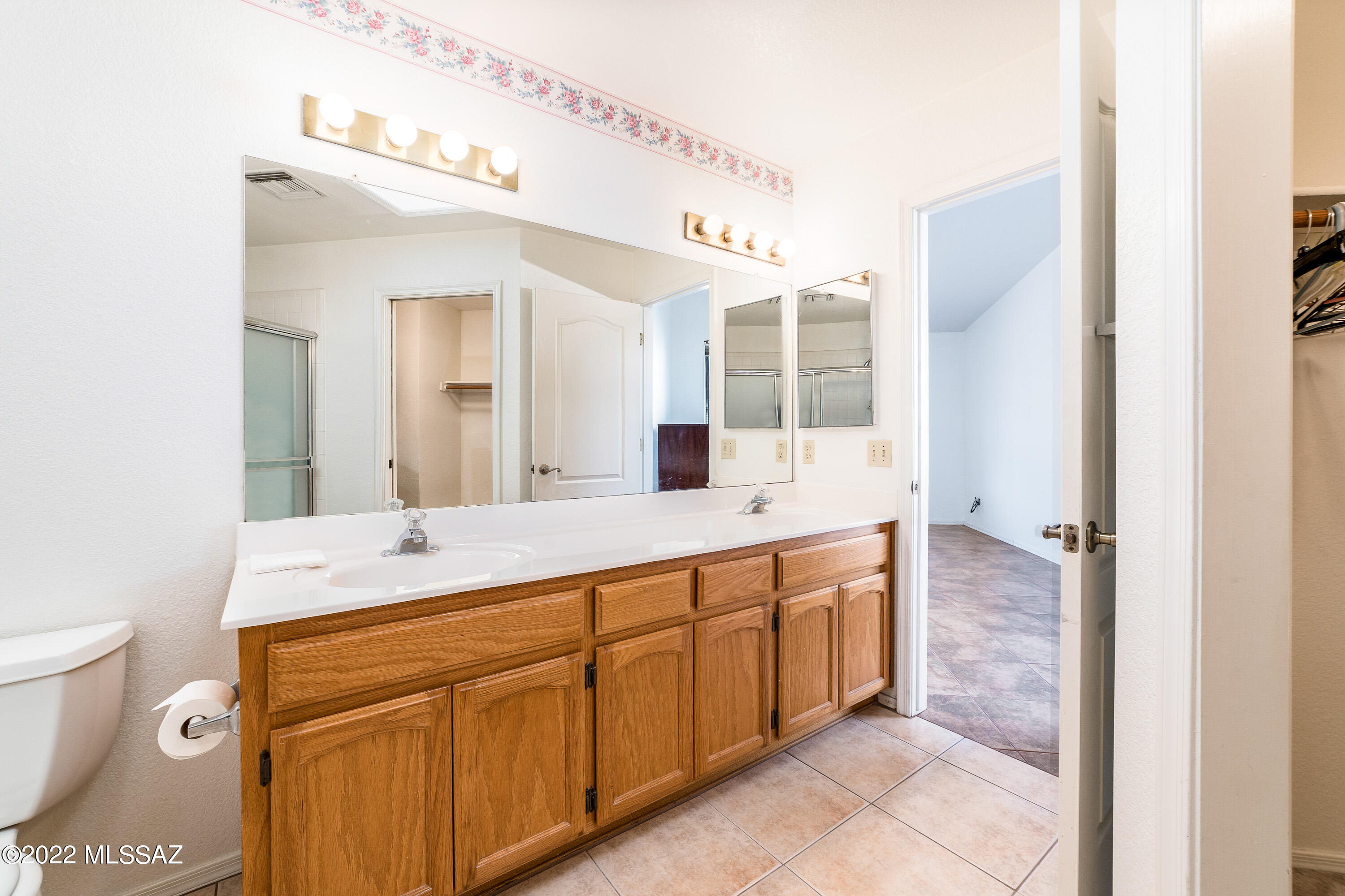 Linda Vista Terrace(1-102) - Residential