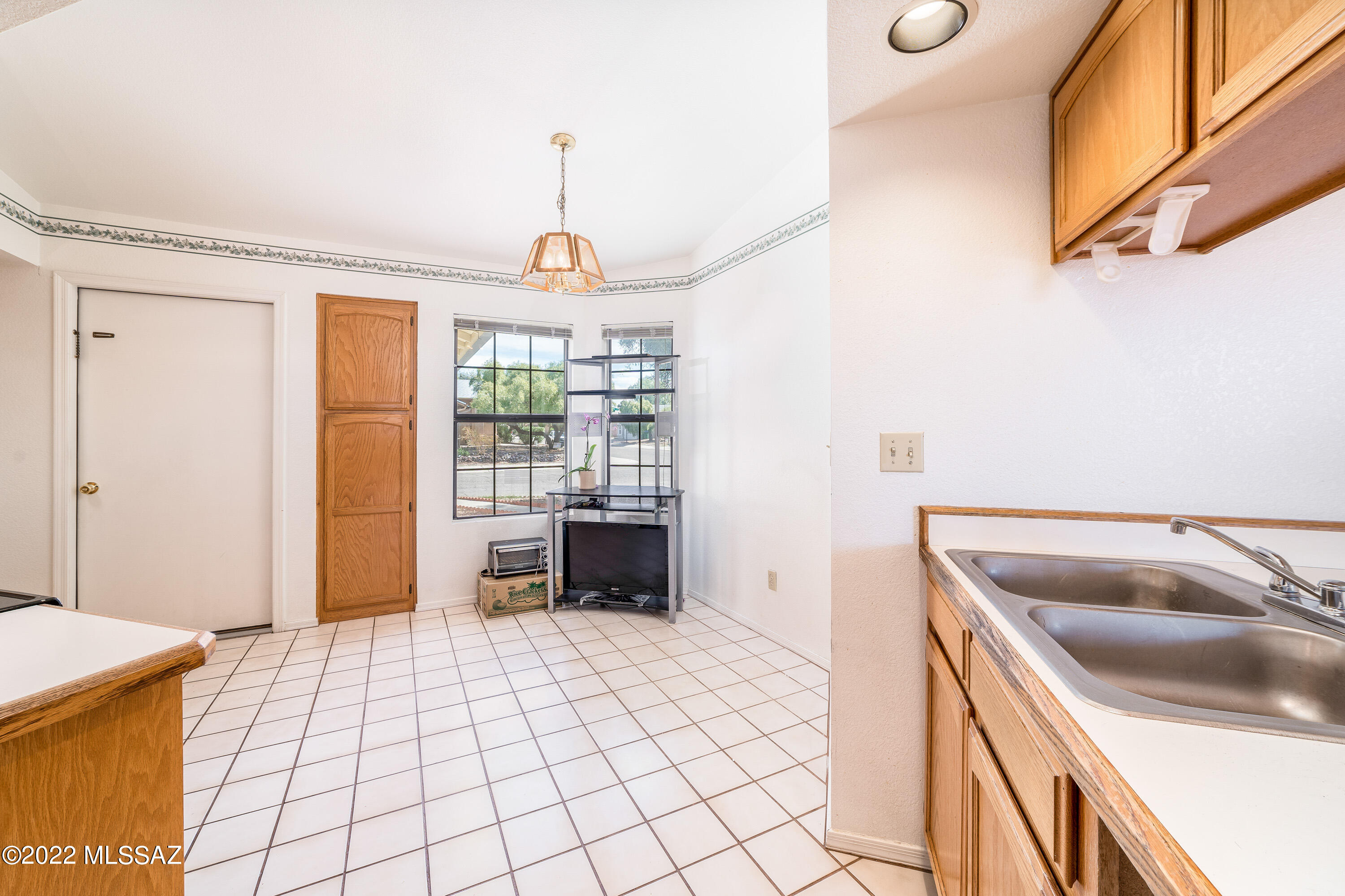 Linda Vista Terrace(1-102) - Residential