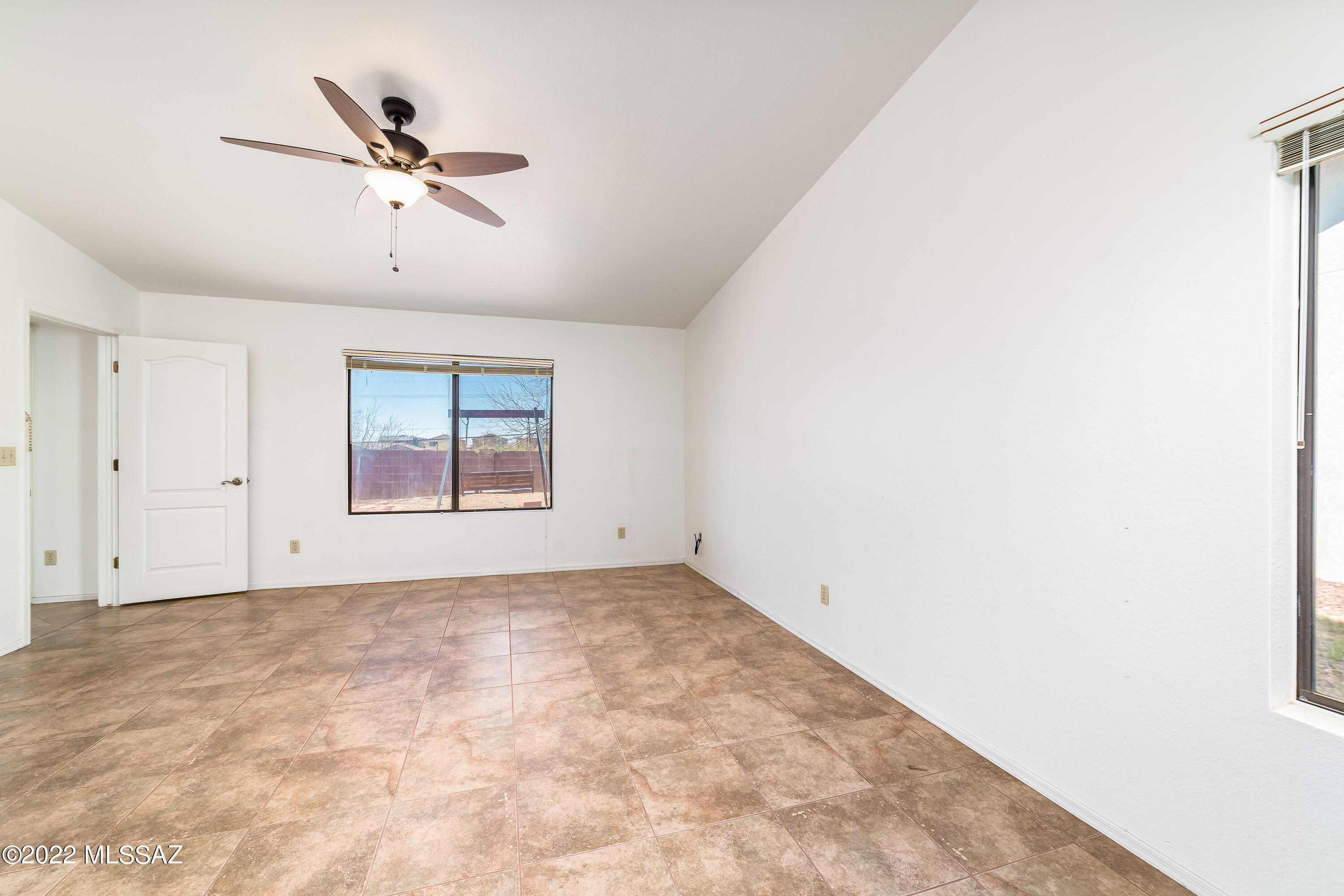 Linda Vista Terrace(1-102) - Residential