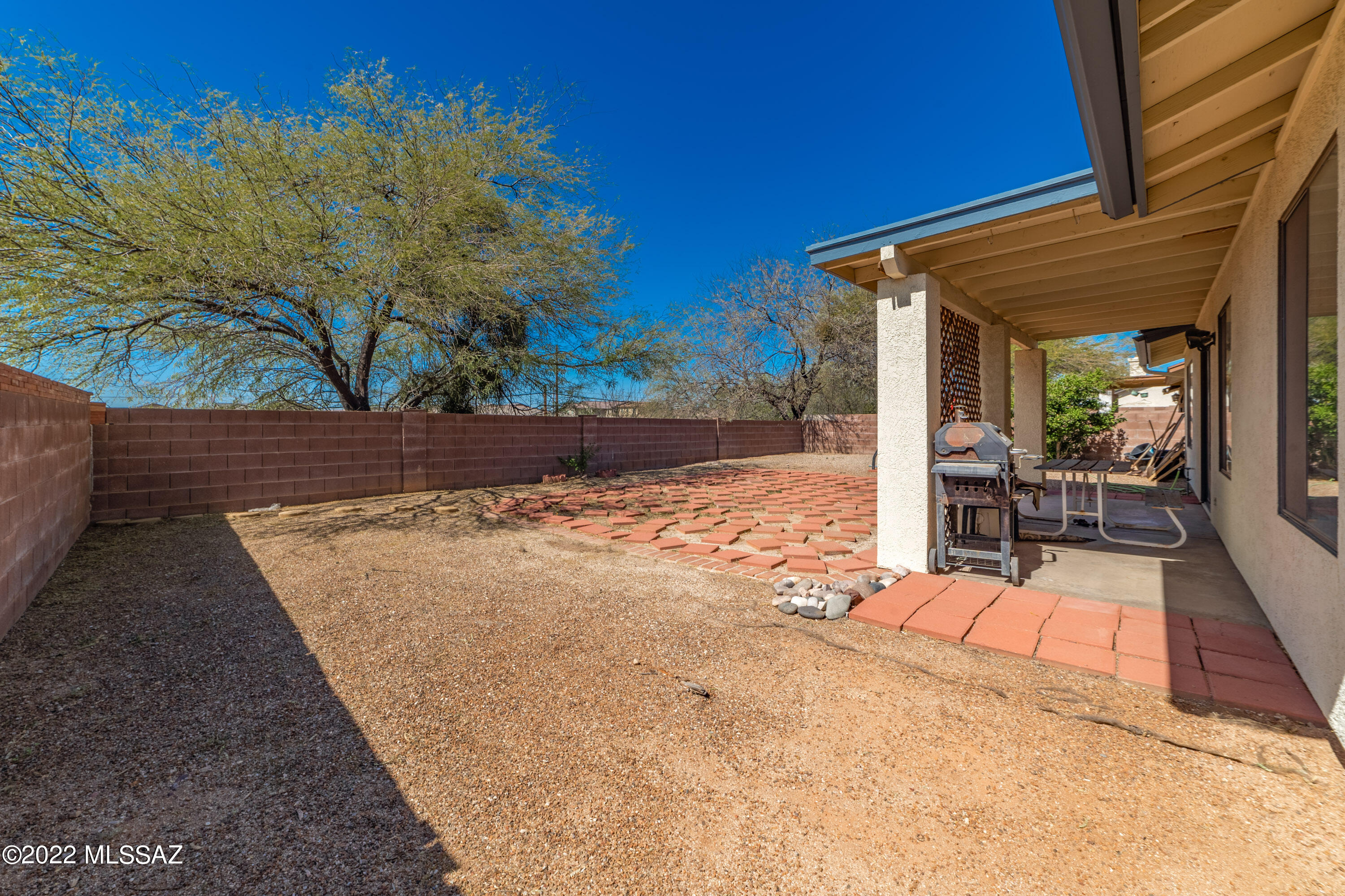 Linda Vista Terrace(1-102) - Residential