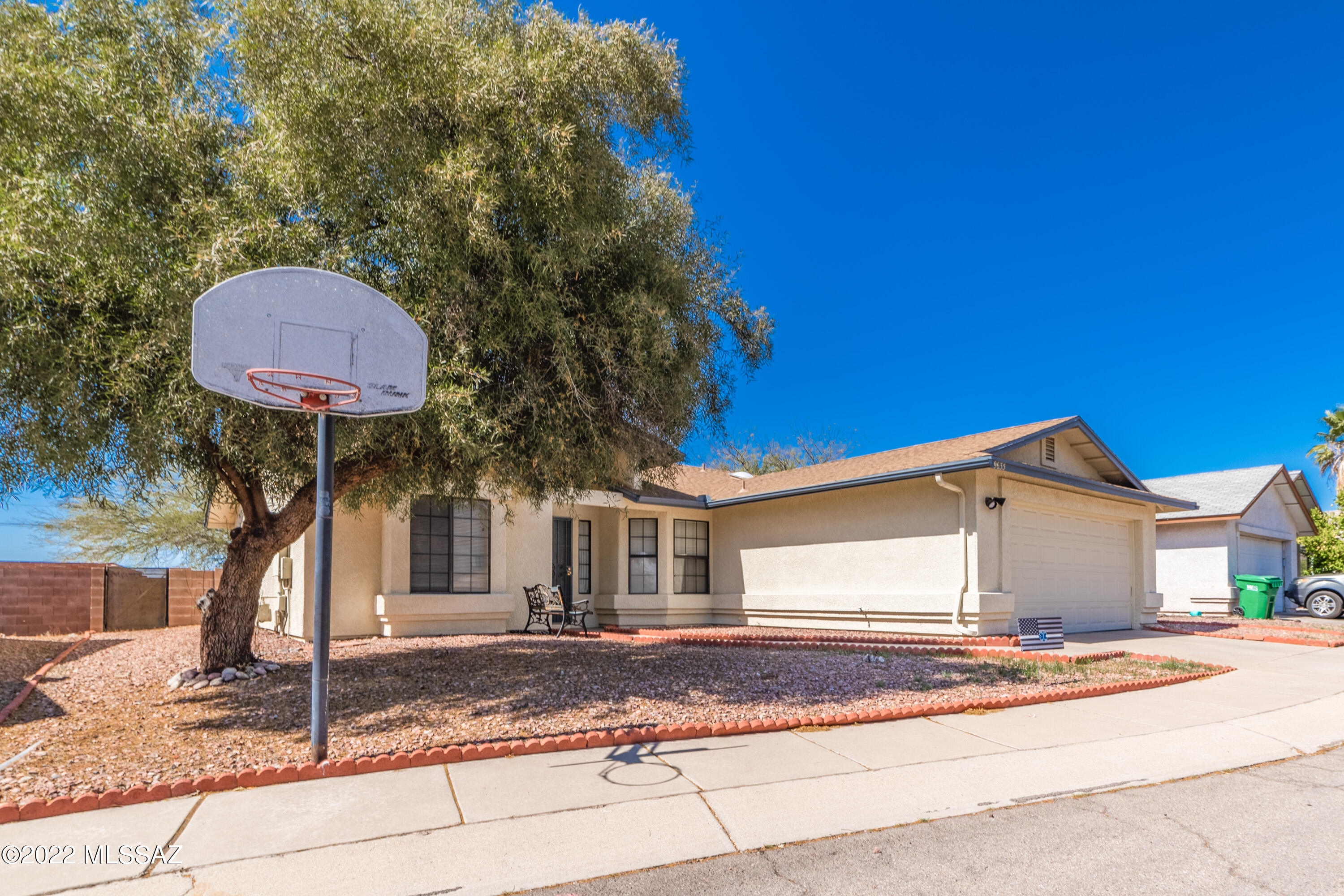 Linda Vista Terrace(1-102) - Residential