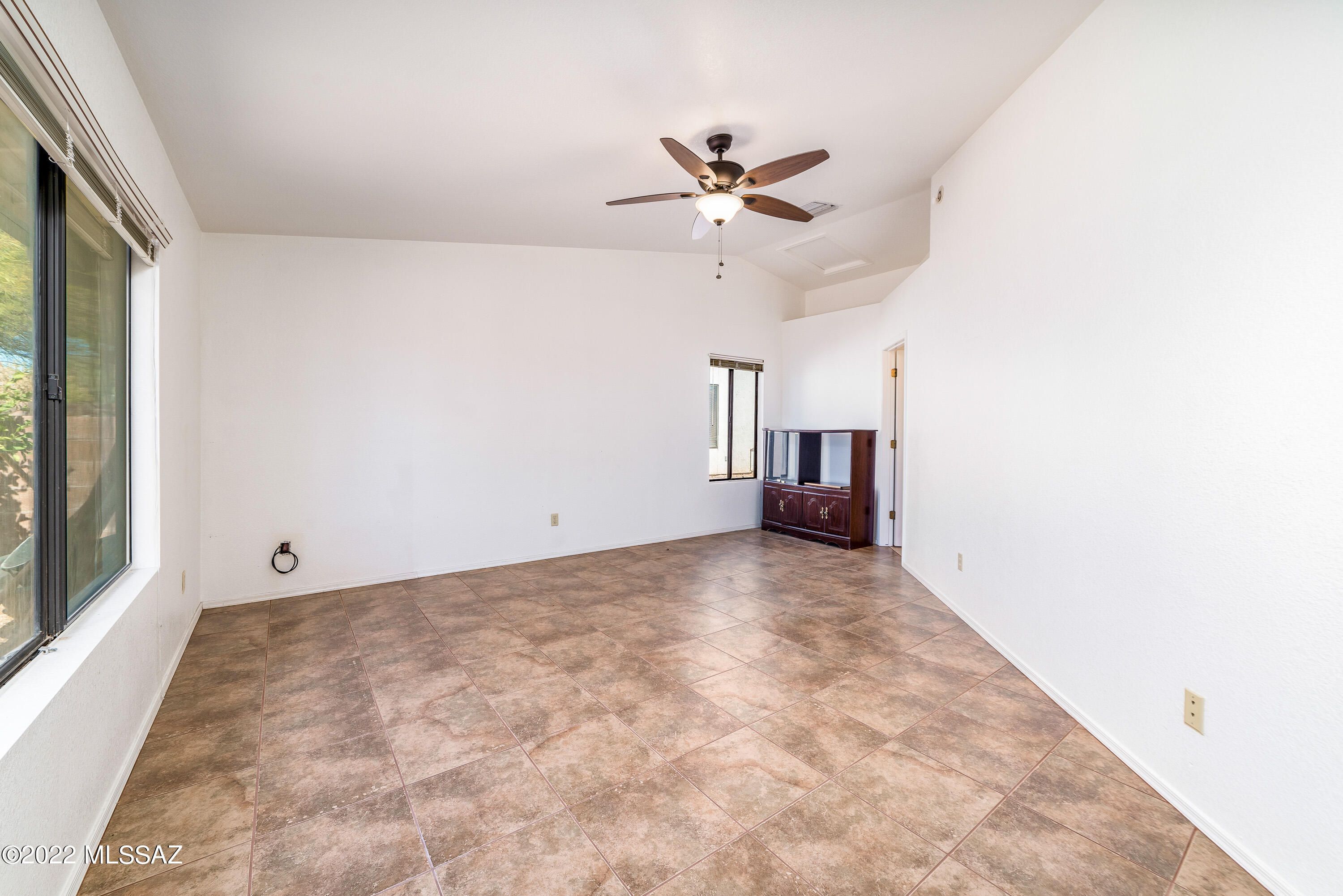 Linda Vista Terrace(1-102) - Residential
