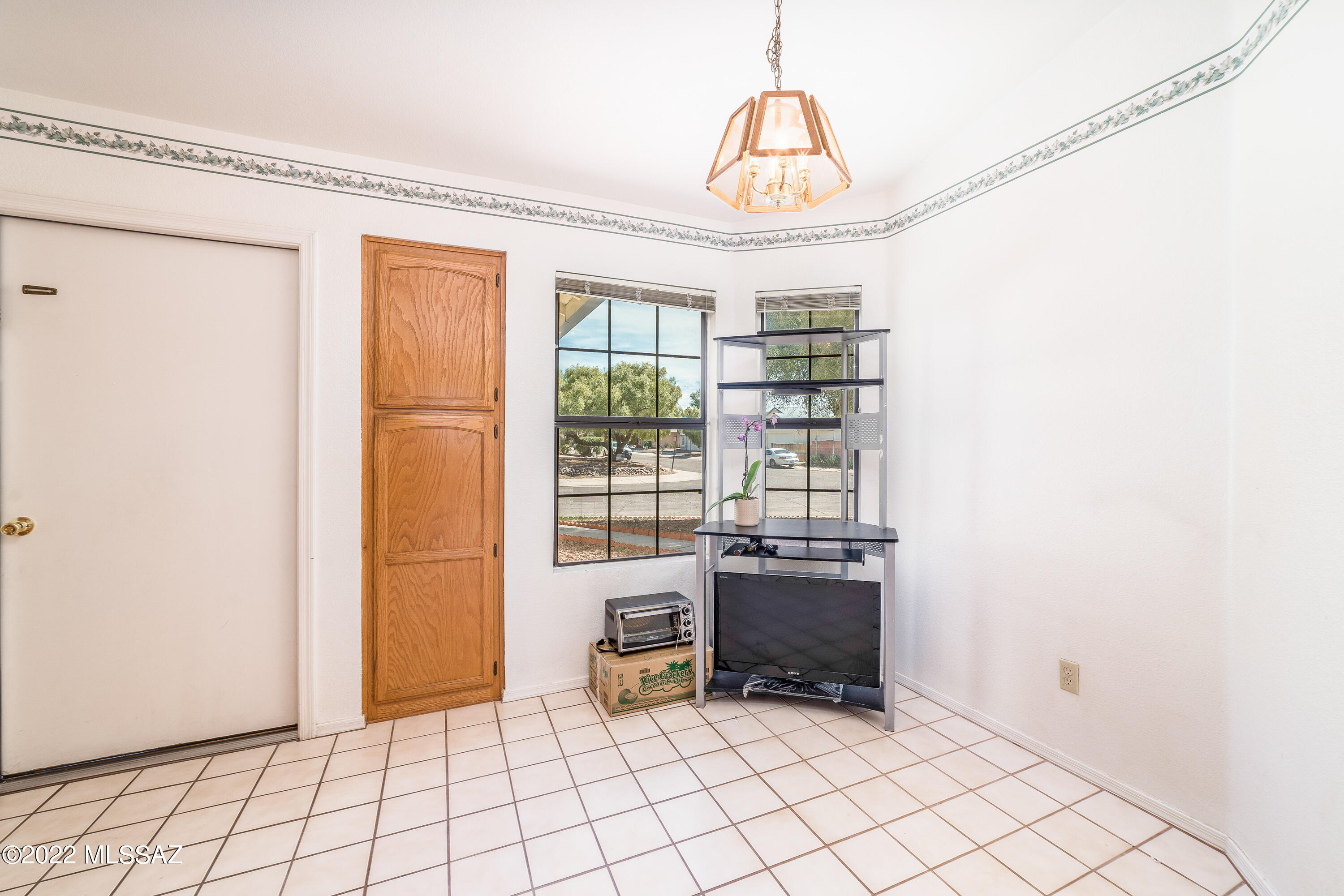 Linda Vista Terrace(1-102) - Residential
