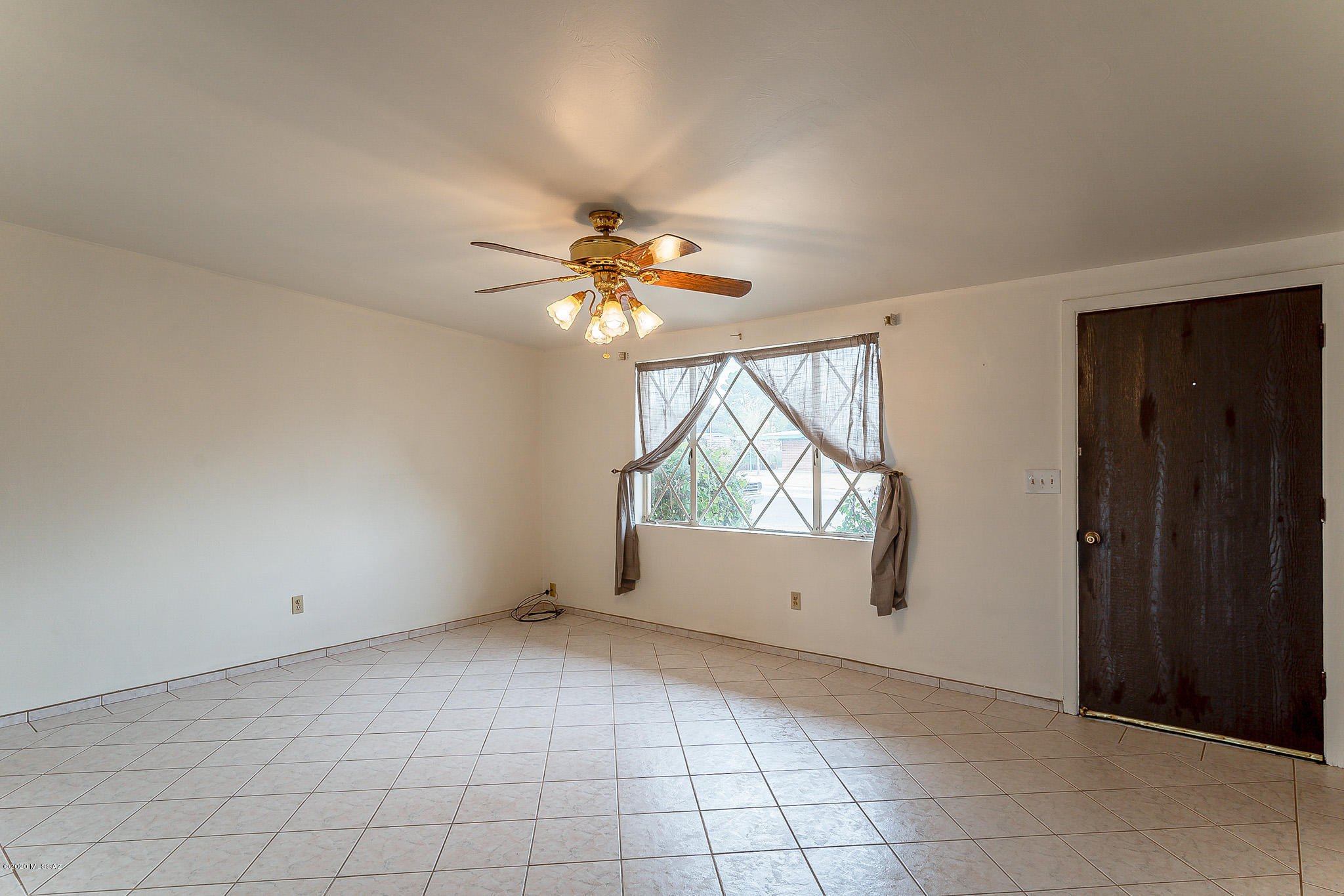 La Cholla - Residential
