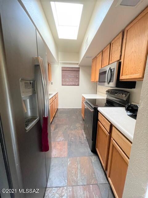 Las Lomitas (1) - Residential Lease