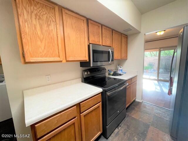 Las Lomitas (1) - Residential Lease