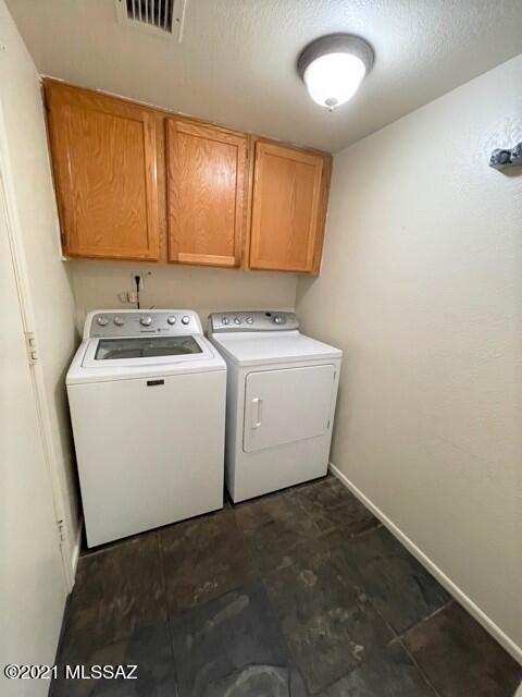 Las Lomitas (1) - Residential Lease