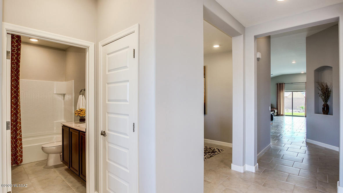 Saguaro Bloom 7A - Residential