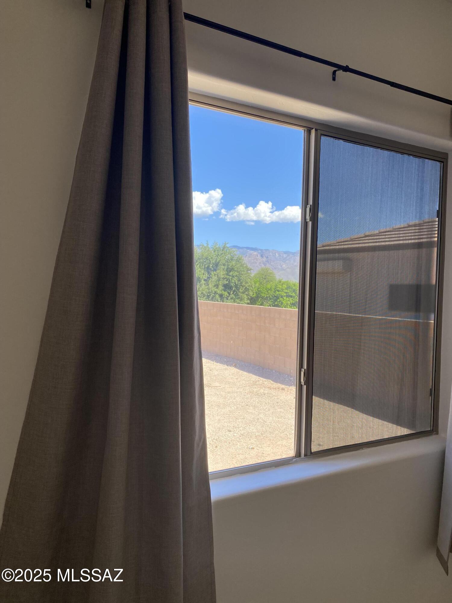 Rancho Esperero (1-343) - Residential