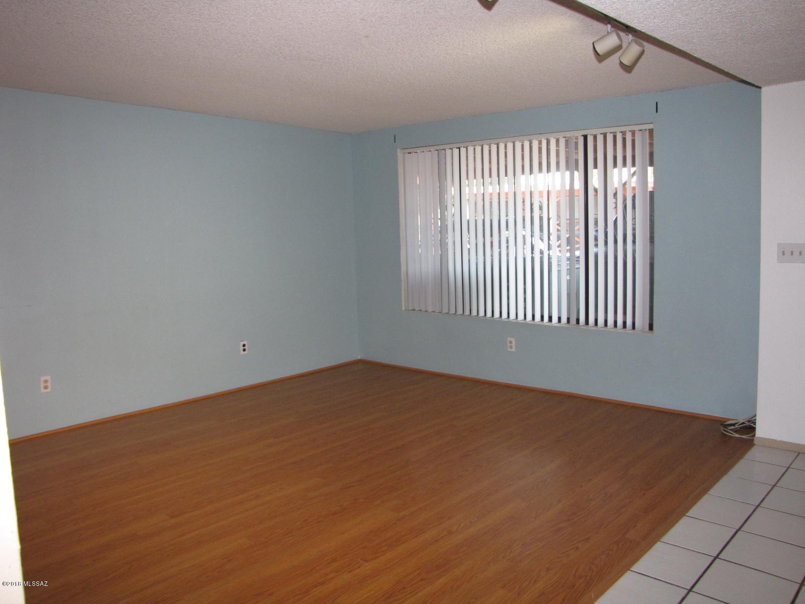 Las Casitas Del Pueblo (1-53) - Residential Lease