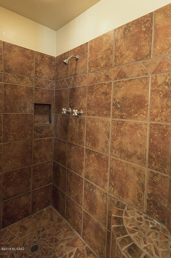 Presidio Hills (1-182) - Residential Lease