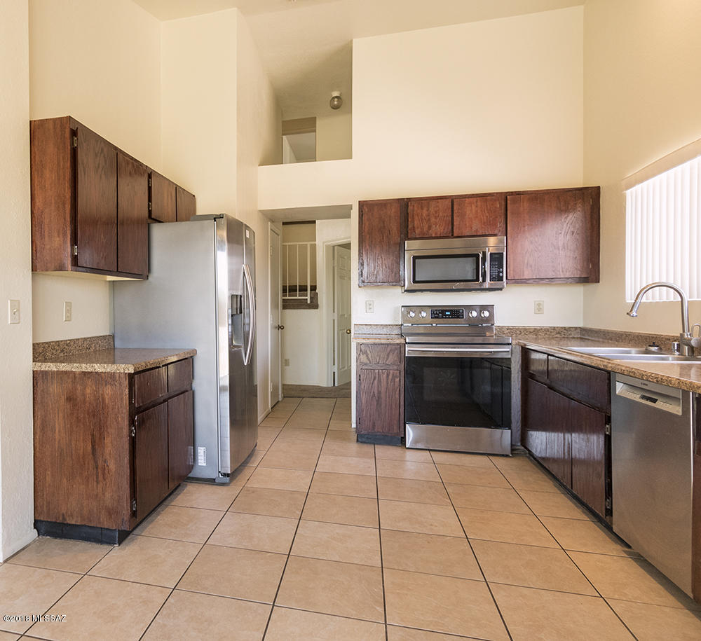 Presidio Hills (1-182) - Residential Lease