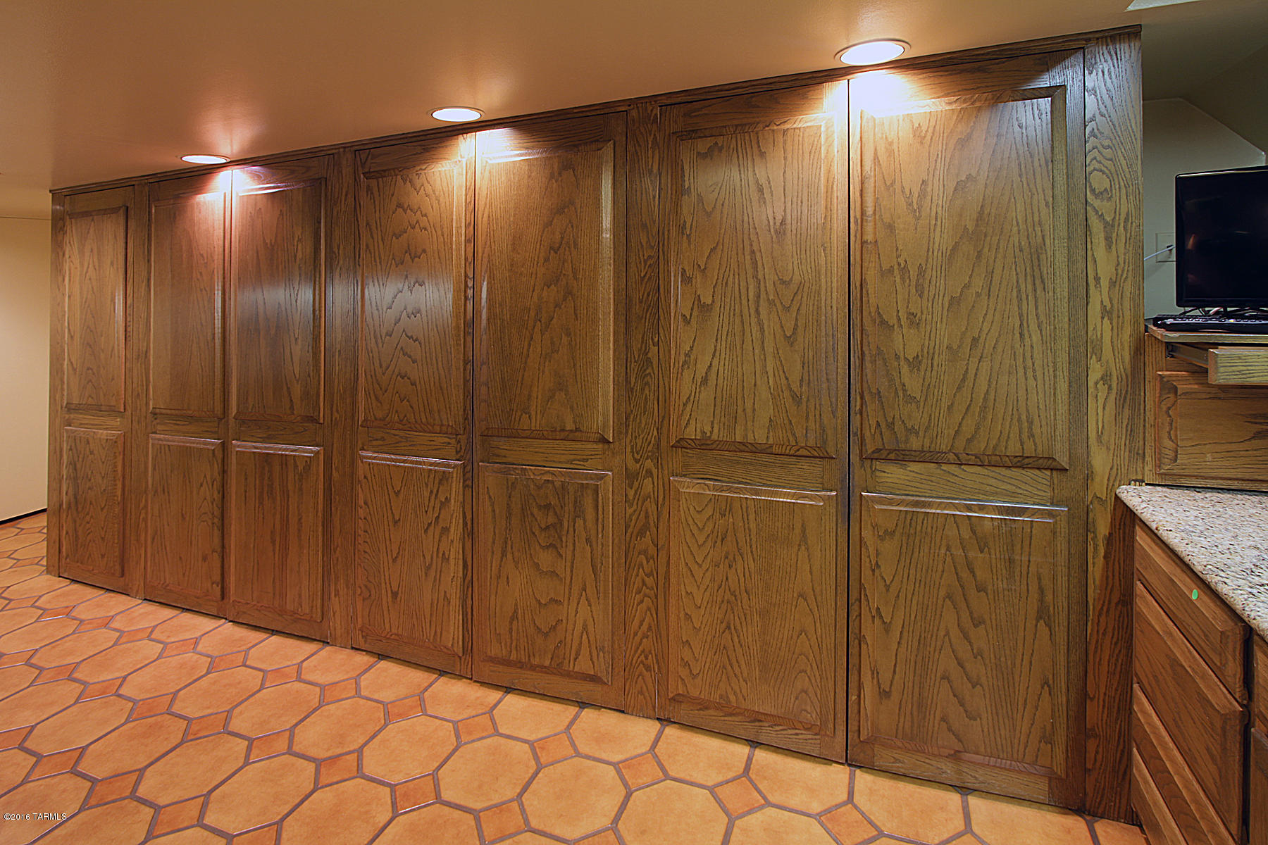 Casas Del Oro Norte (89-130) - Residential