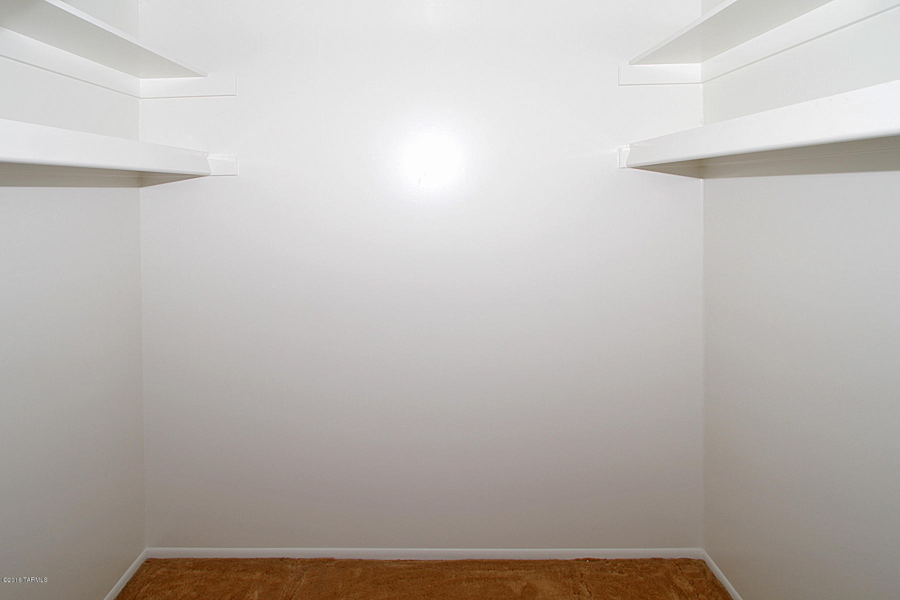 Casas Del Oro Norte (89-130) - Residential