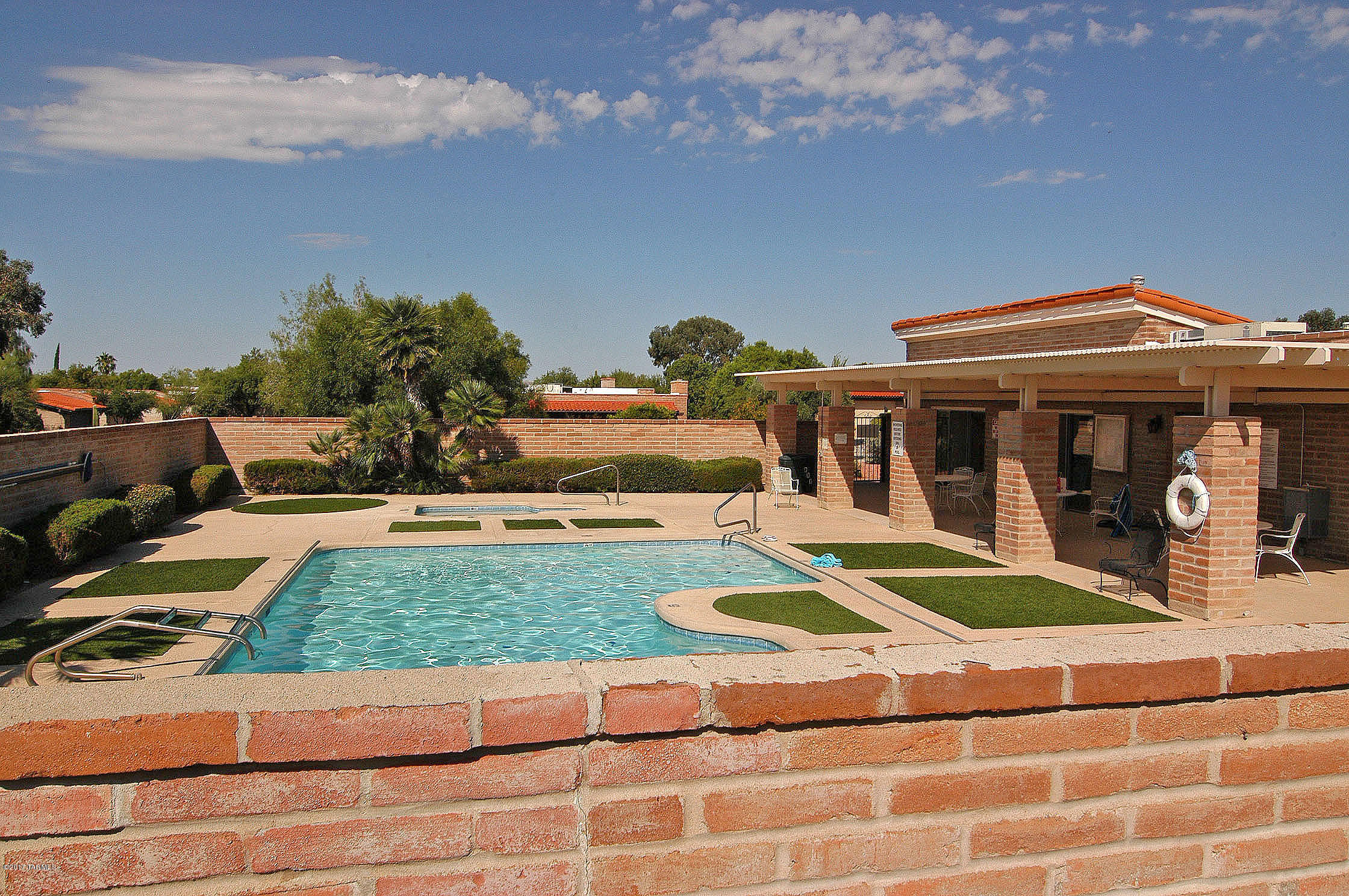 Villas De La Canada (1-74) - Residential