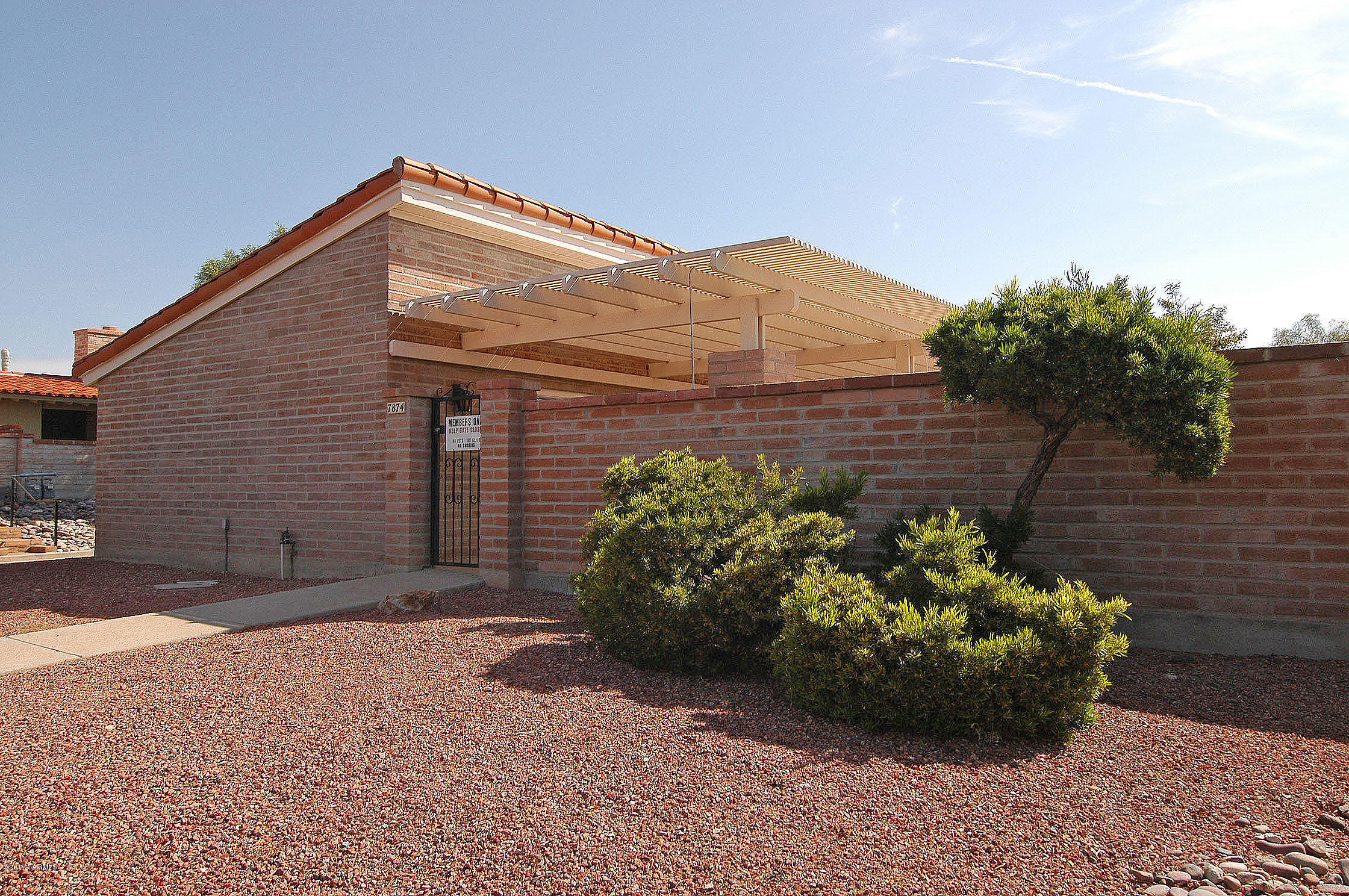 Villas De La Canada (1-74) - Residential