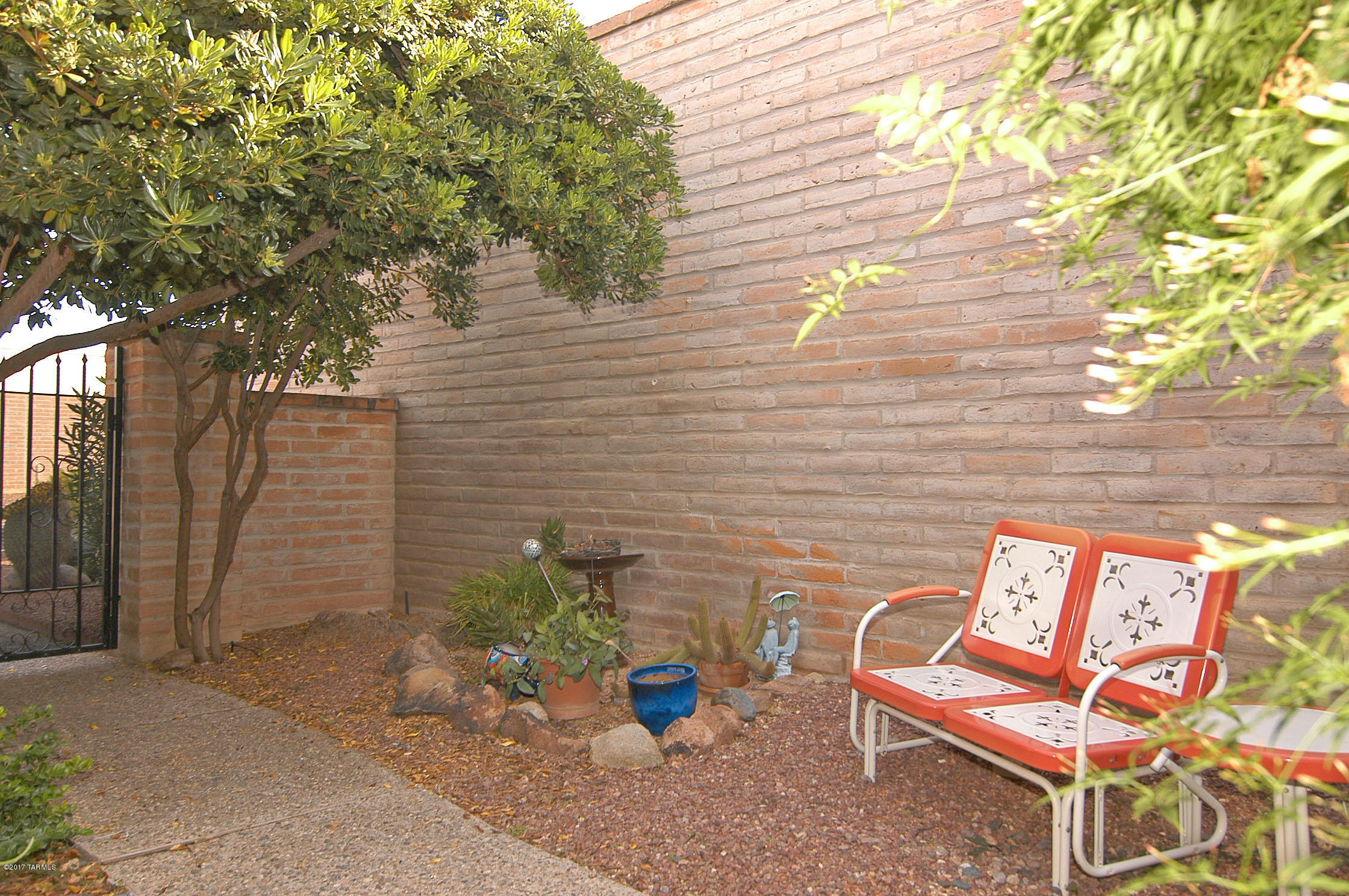 Villas De La Canada (1-74) - Residential
