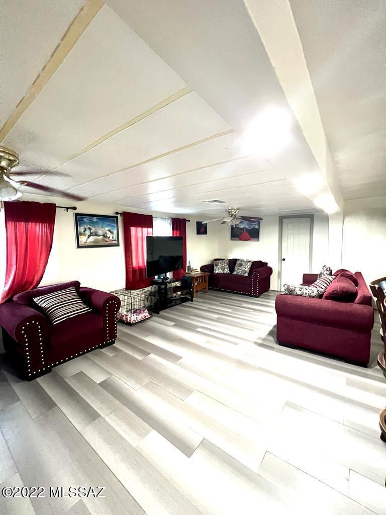 Los Ranchitos Number 8 - Residential